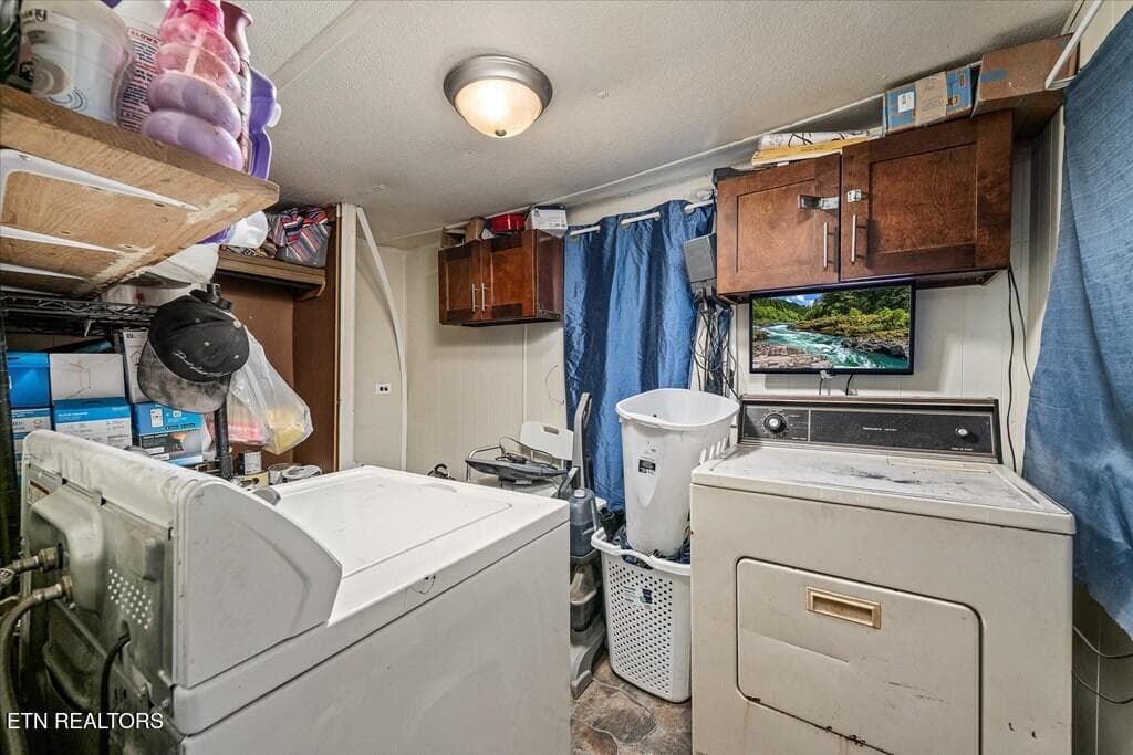 235522_28 - 618 Old Baker Mtn Rd, Spencer, TN 38585