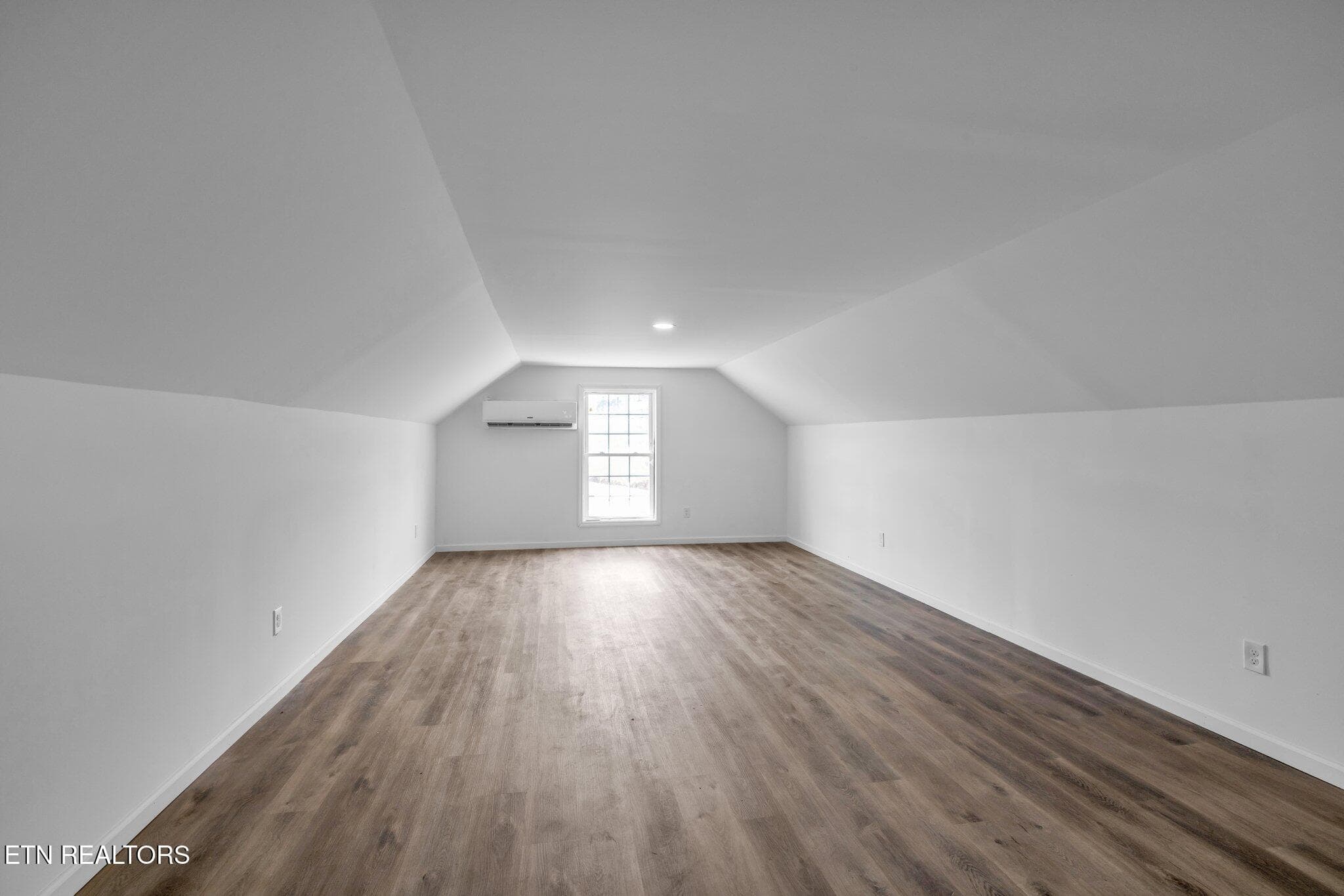 45-web-or-mls-185-waters-edge-dr (1) - 185 Waters Edge Drive, Spring City, TN 37381, Spring City