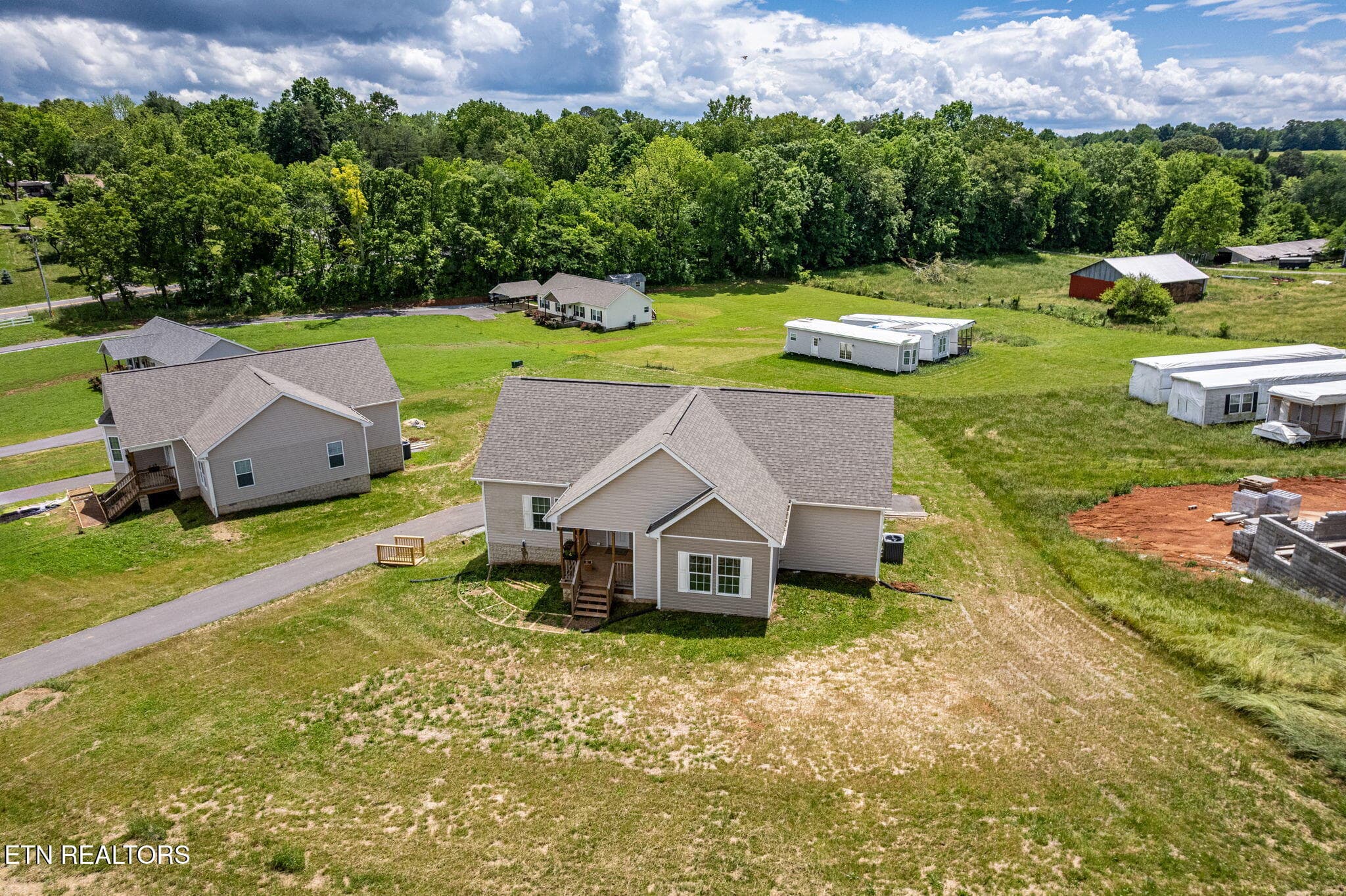 19-web-or-mls-185-waters-edge-dr (1) - 185 Waters Edge Drive, Spring City, TN 37381, Spring City