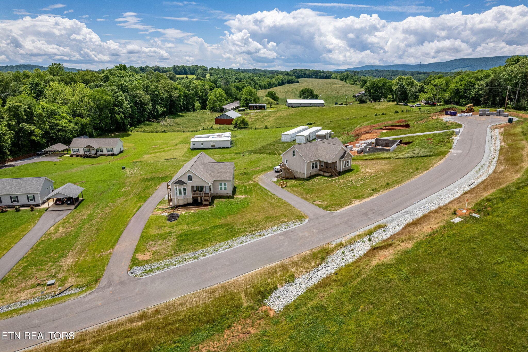 17-web-or-mls-185-waters-edge-dr (1) - 185 Waters Edge Drive, Spring City, TN 37381, Spring City