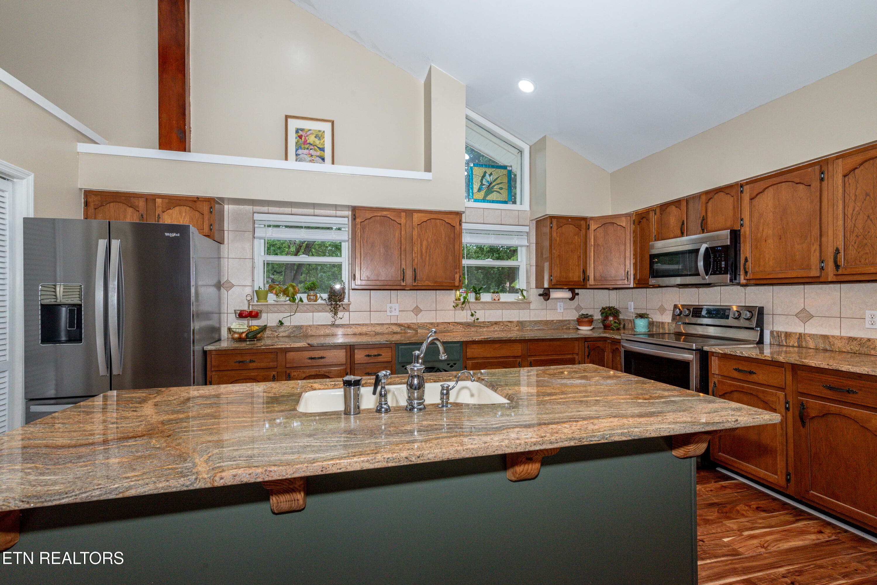 18 - 4225 W Lakeview Circle, Louisville, TN 37777, Louisville