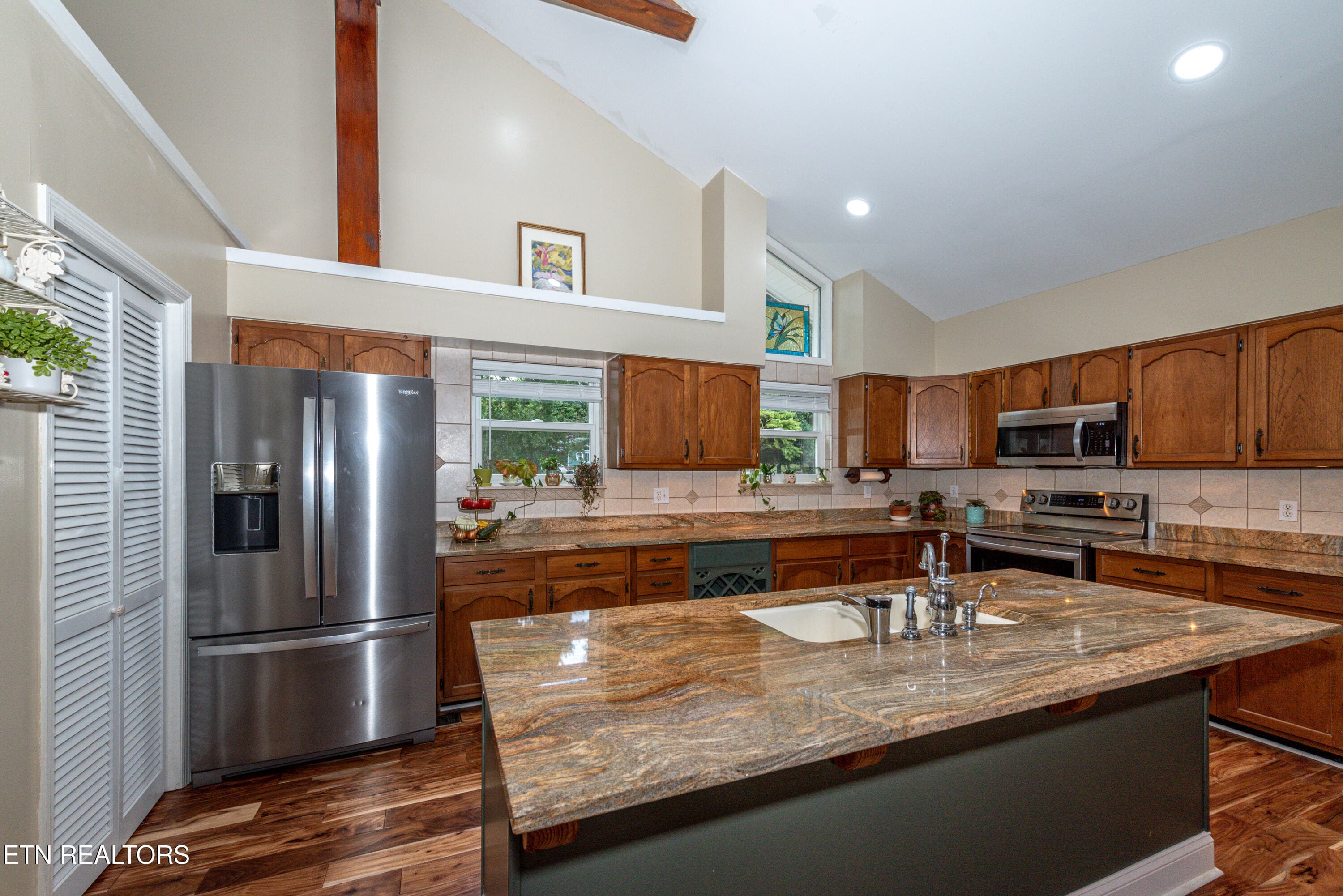 21 - 4225 W Lakeview Circle, Louisville, TN 37777, Louisville