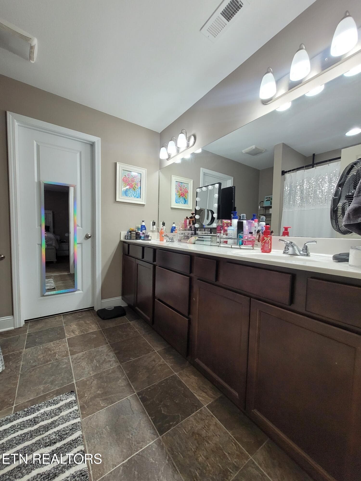 1000034567 - 2312 Denham Way, Powell, TN 37849