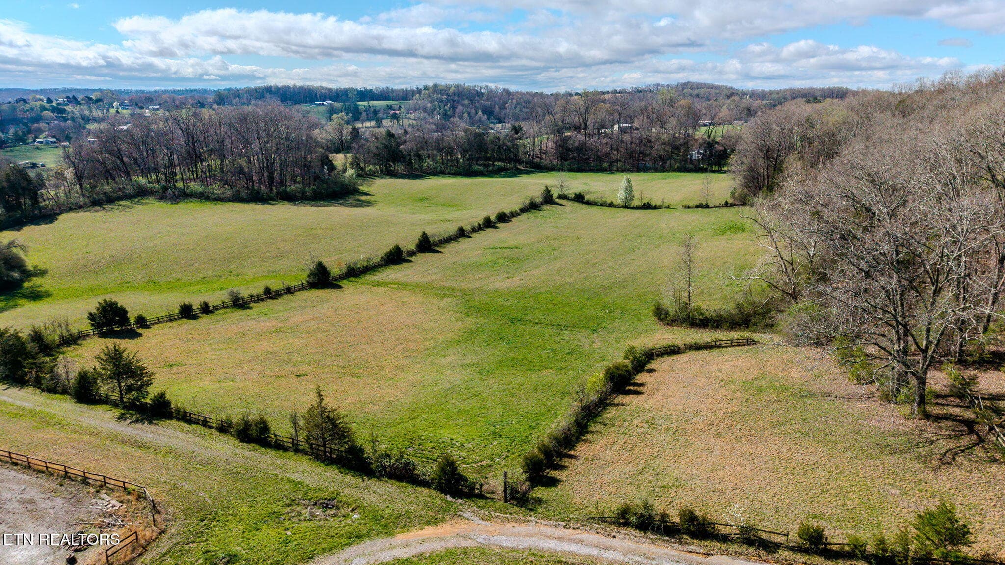 2-web-or-mls-DJI_20260312113130_0076_D - 243 Black Oak Rd, Clinton, TN 37716