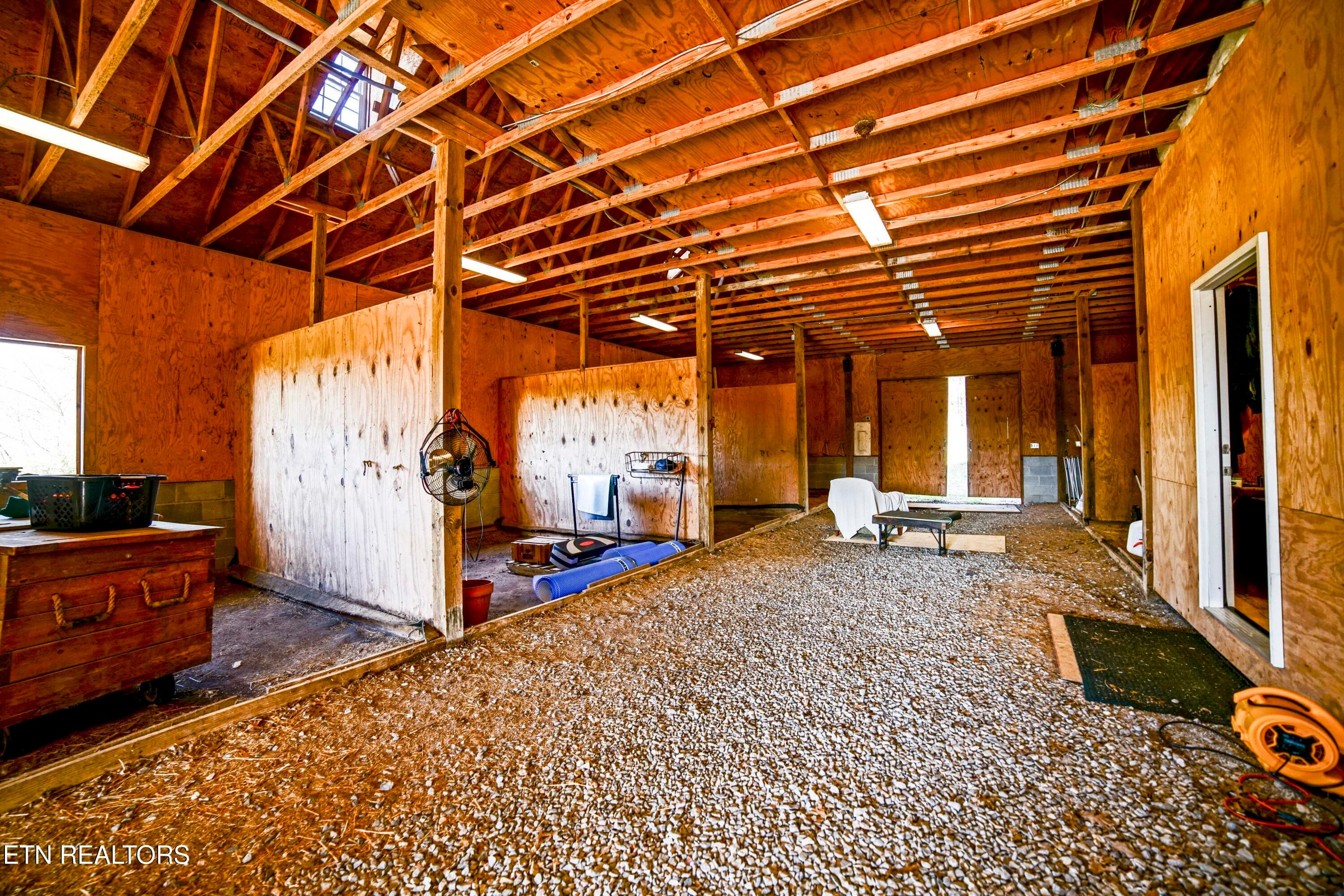 HeatherFarm6879 - 243 Black Oak Rd, Clinton, TN 37716
