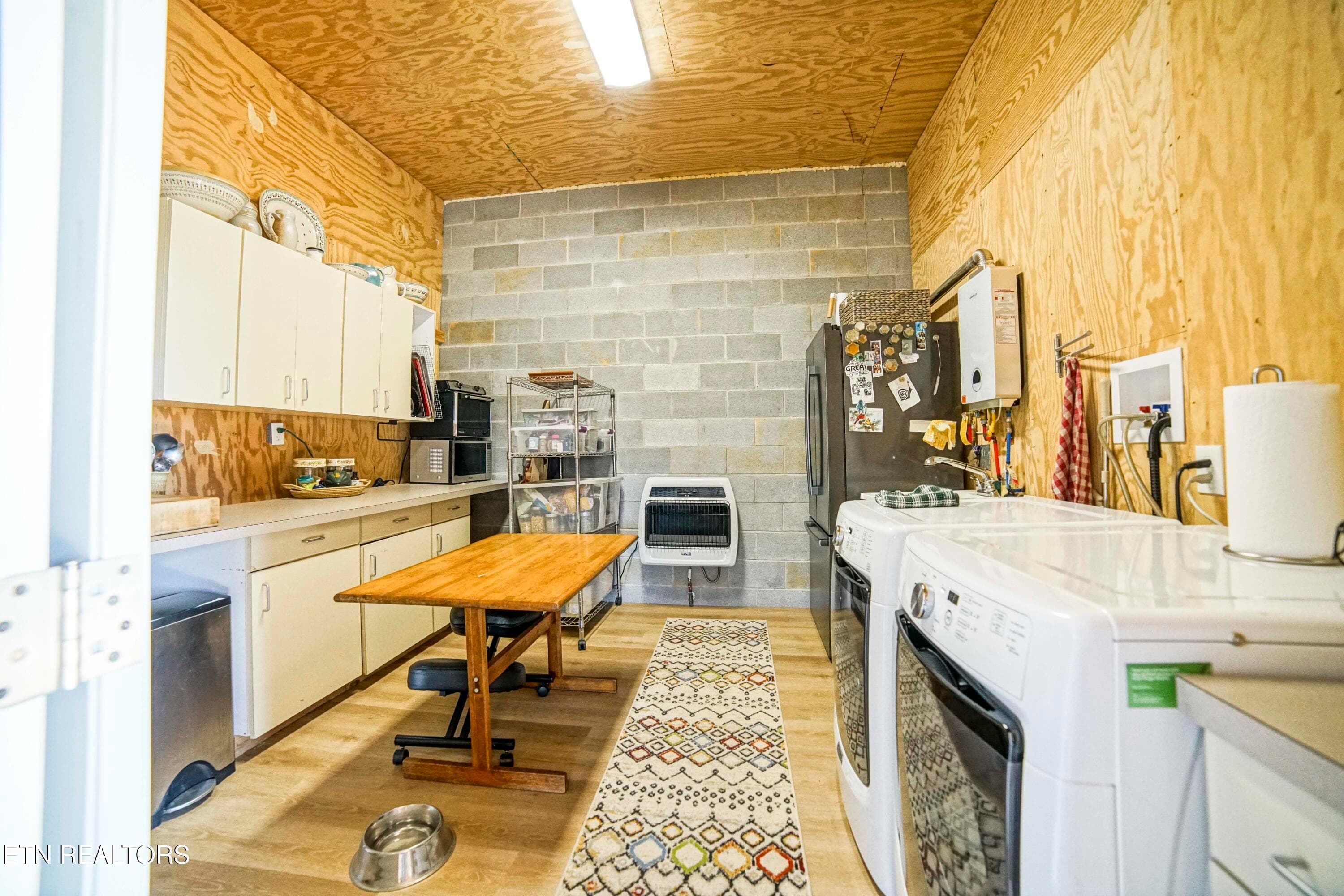 HeatherFarm6884 - 243 Black Oak Rd, Clinton, TN 37716