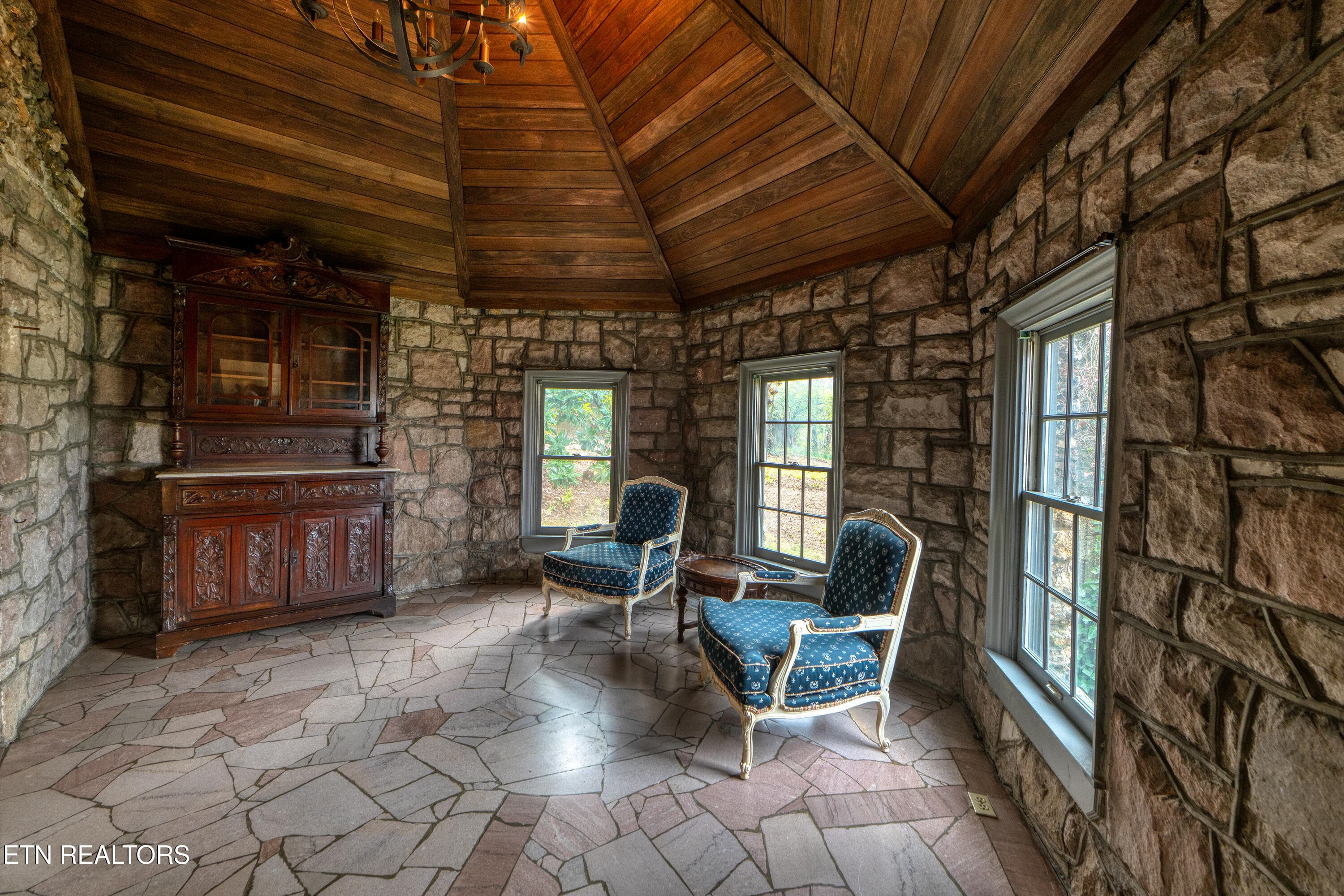 Study - 508 Concord Rd, Knoxville, TN 37934, Knoxville