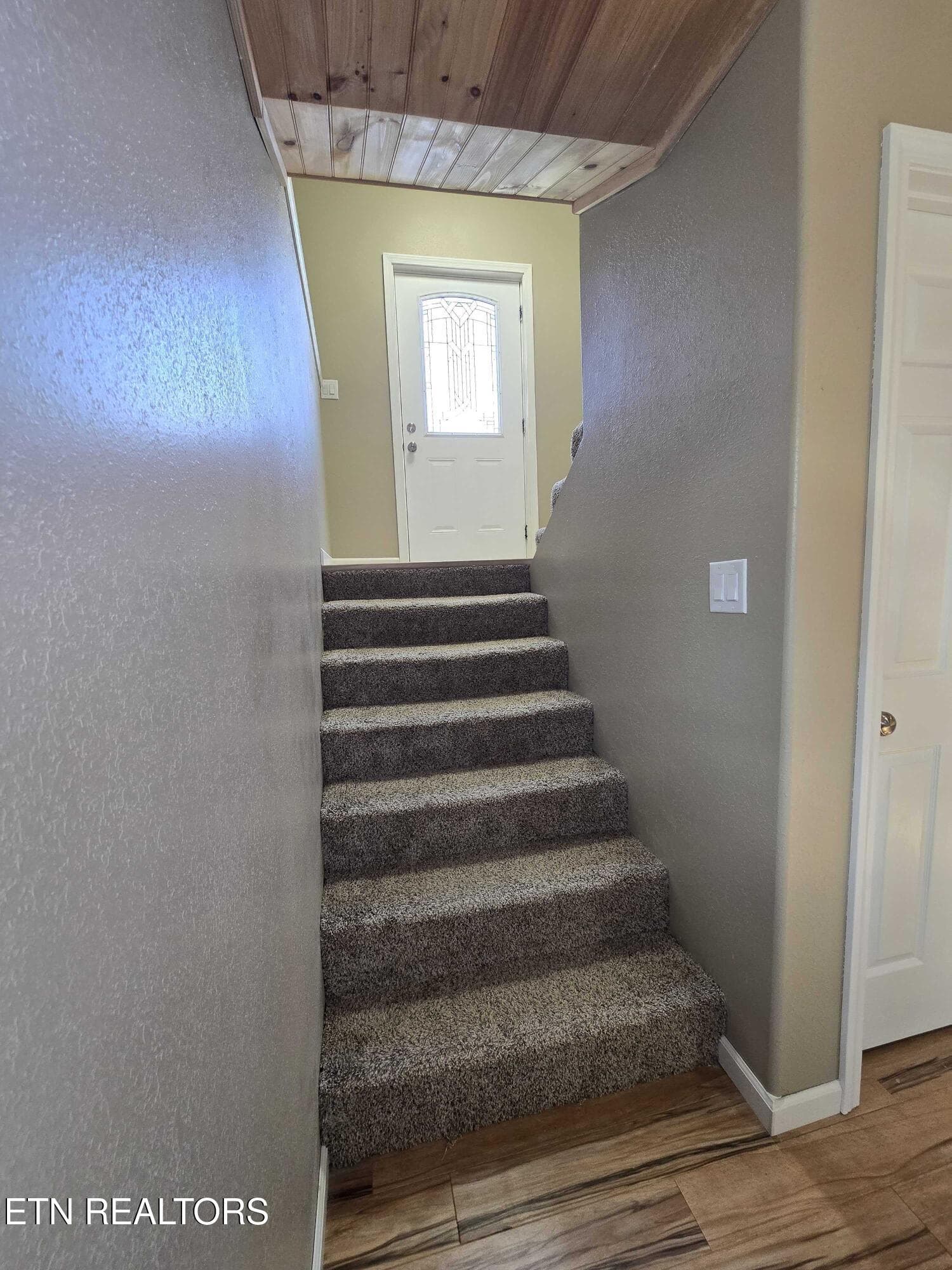 1000013756 - 2404&2406 Clancy Ave, Morristown, TN 37814