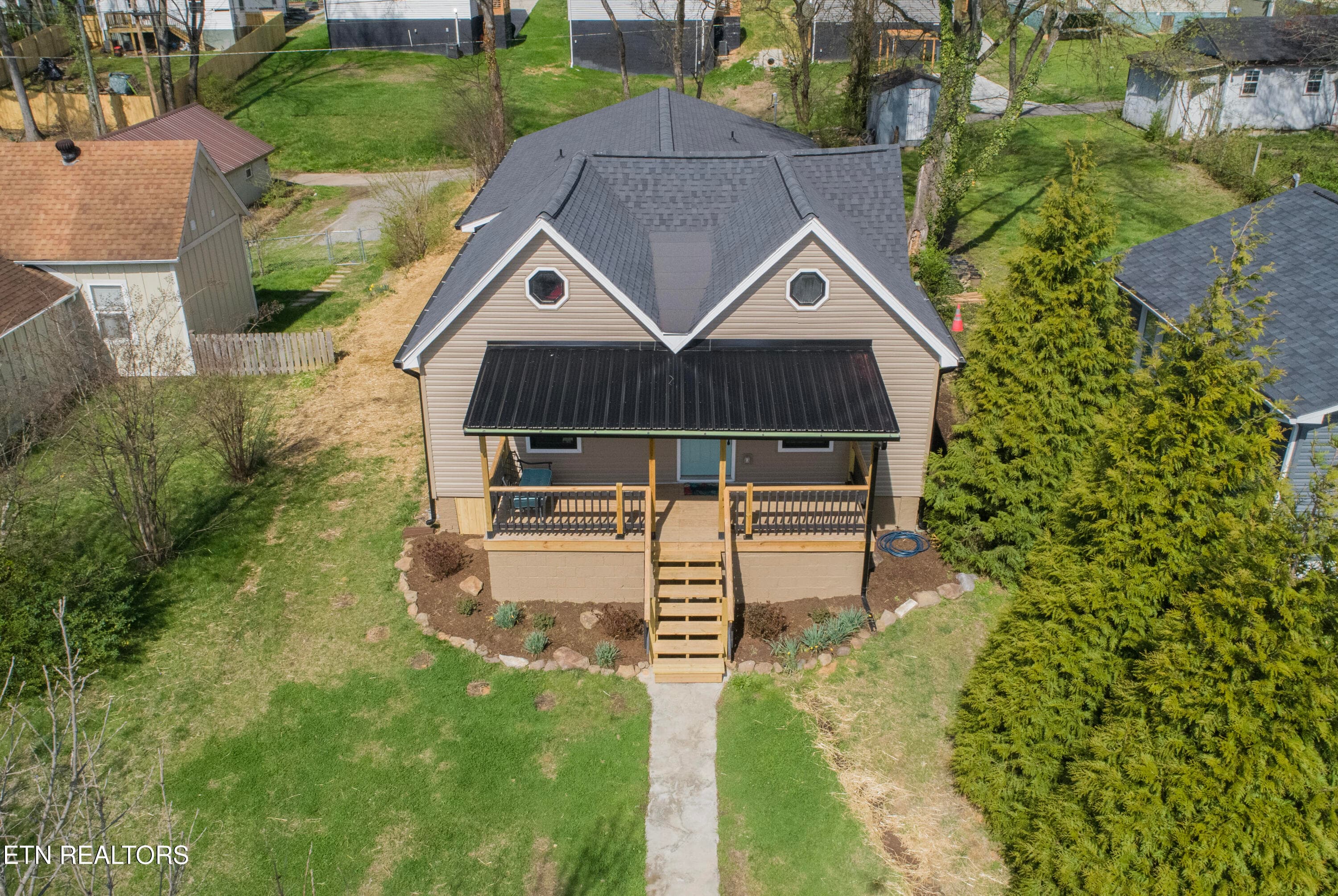 Exterior_Aerial_03 - 2317 E Glenwood Ave, Knoxville, TN 37917, Knoxville