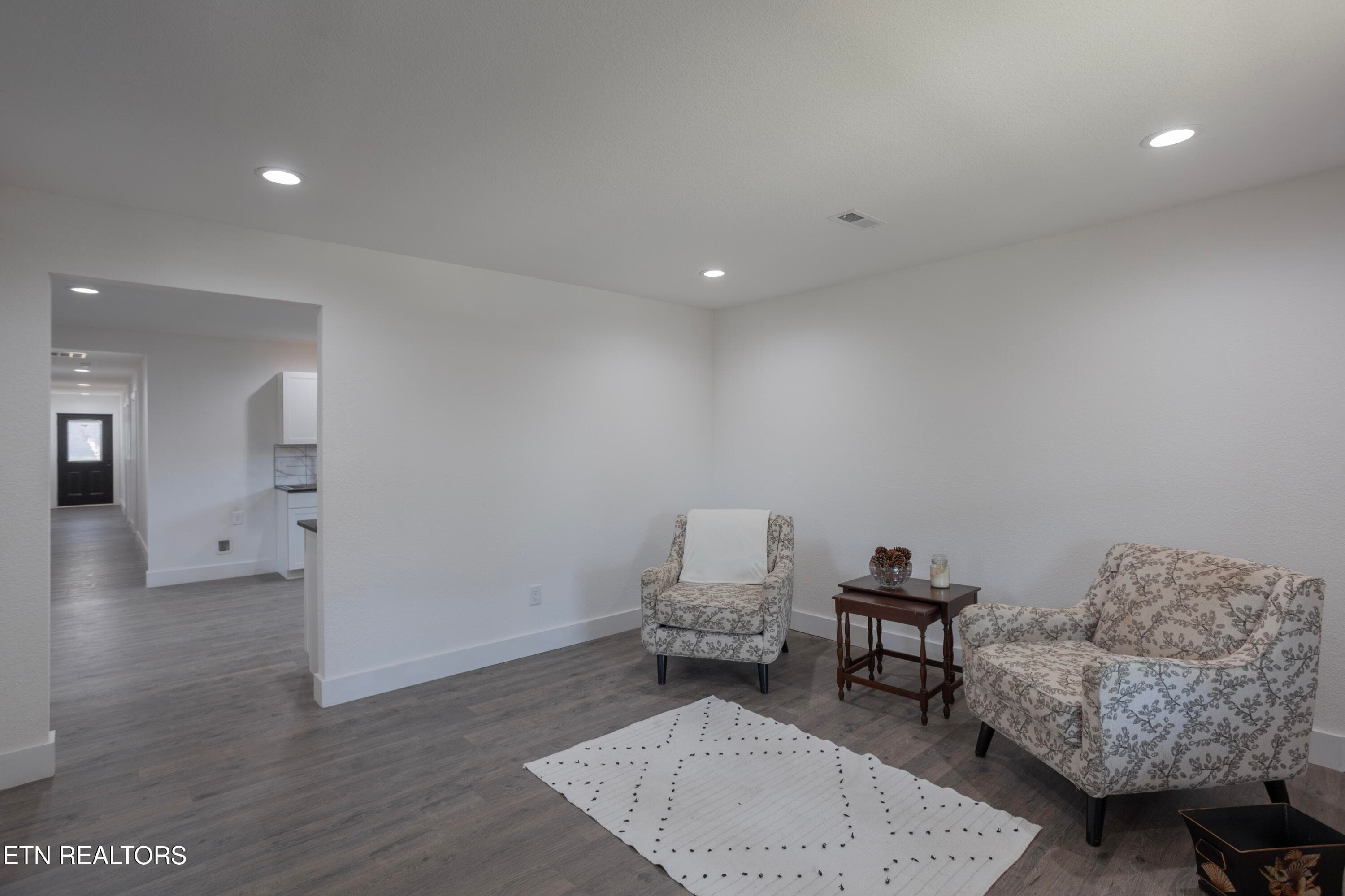 Interior_Front-Room_02 - 2317 E Glenwood Ave, Knoxville, TN 37917, Knoxville