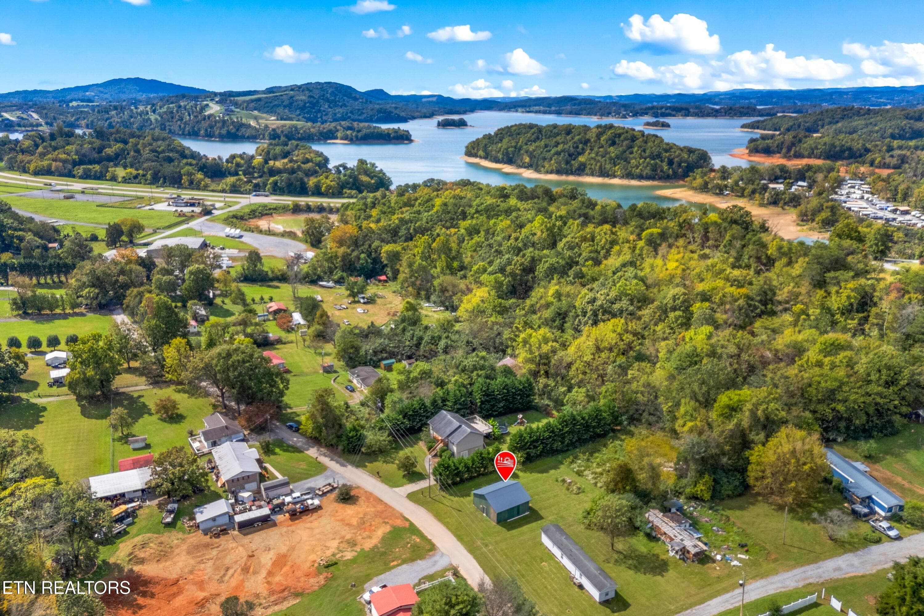010-LivingstonLane-TN-37809-SMALL - 465 Livingston Rd, Bean Station, TN 37708