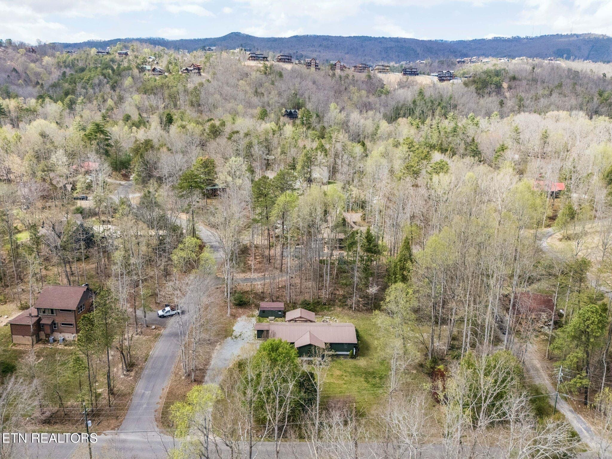 54-2875 McMahan Sawmill Rd - 054 - 2875 McMahan Sawmill Rd, Sevierville, TN 37862