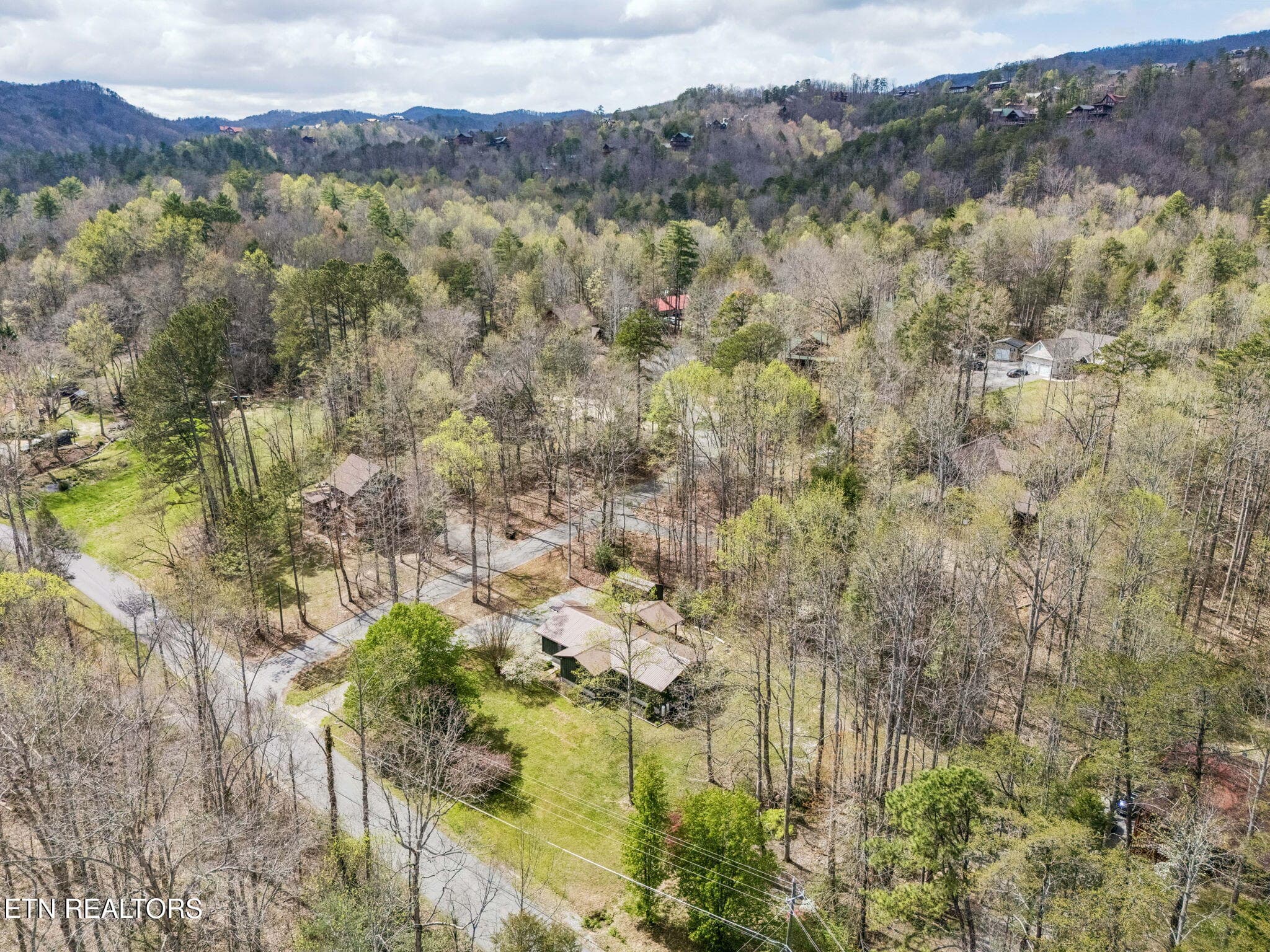 55-2875 McMahan Sawmill Rd - 055 - 2875 McMahan Sawmill Rd, Sevierville, TN 37862