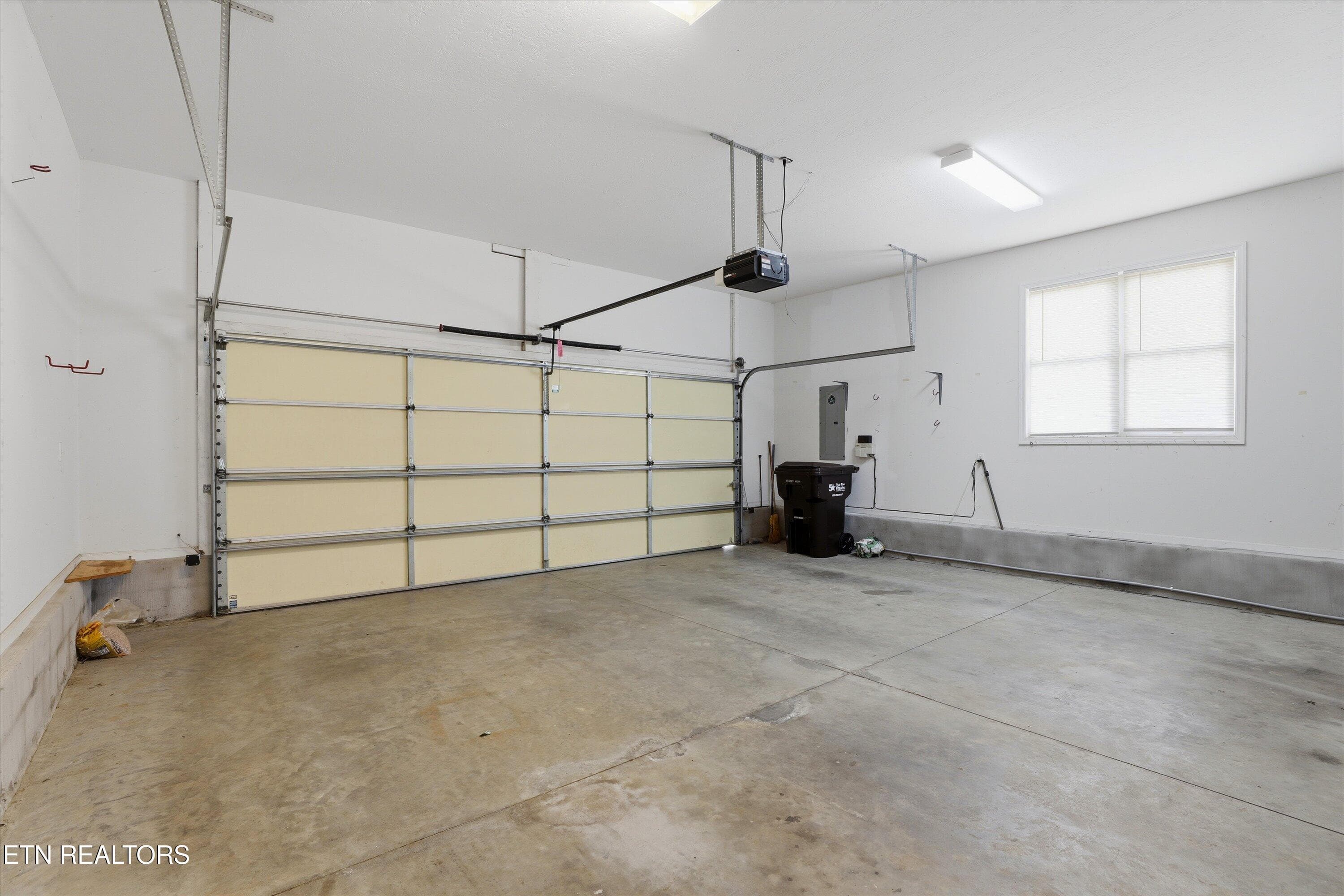 15-13176 Clear Ridge Rd-15 - 13176 Clear Ridge Rd, Knoxville, TN 37922
