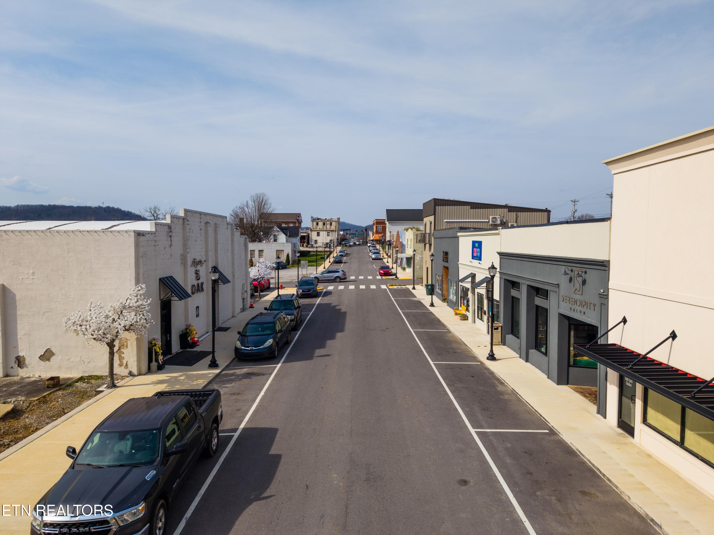 Y_Great Street:Buildings View - 1366 Hidden Valley Drive, Livingston, TN 38570, Livingston