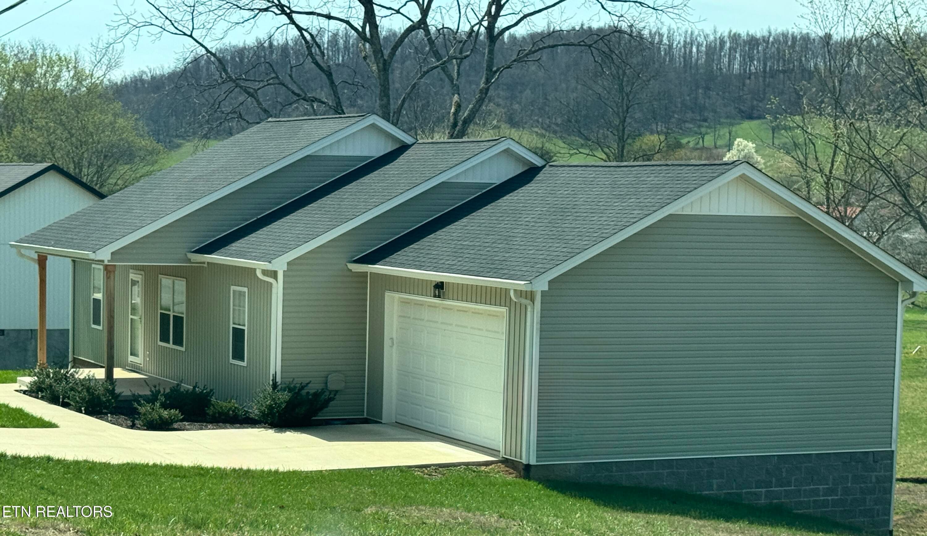 Good Front View - 1366 Hidden Valley Drive, Livingston, TN 38570, Livingston