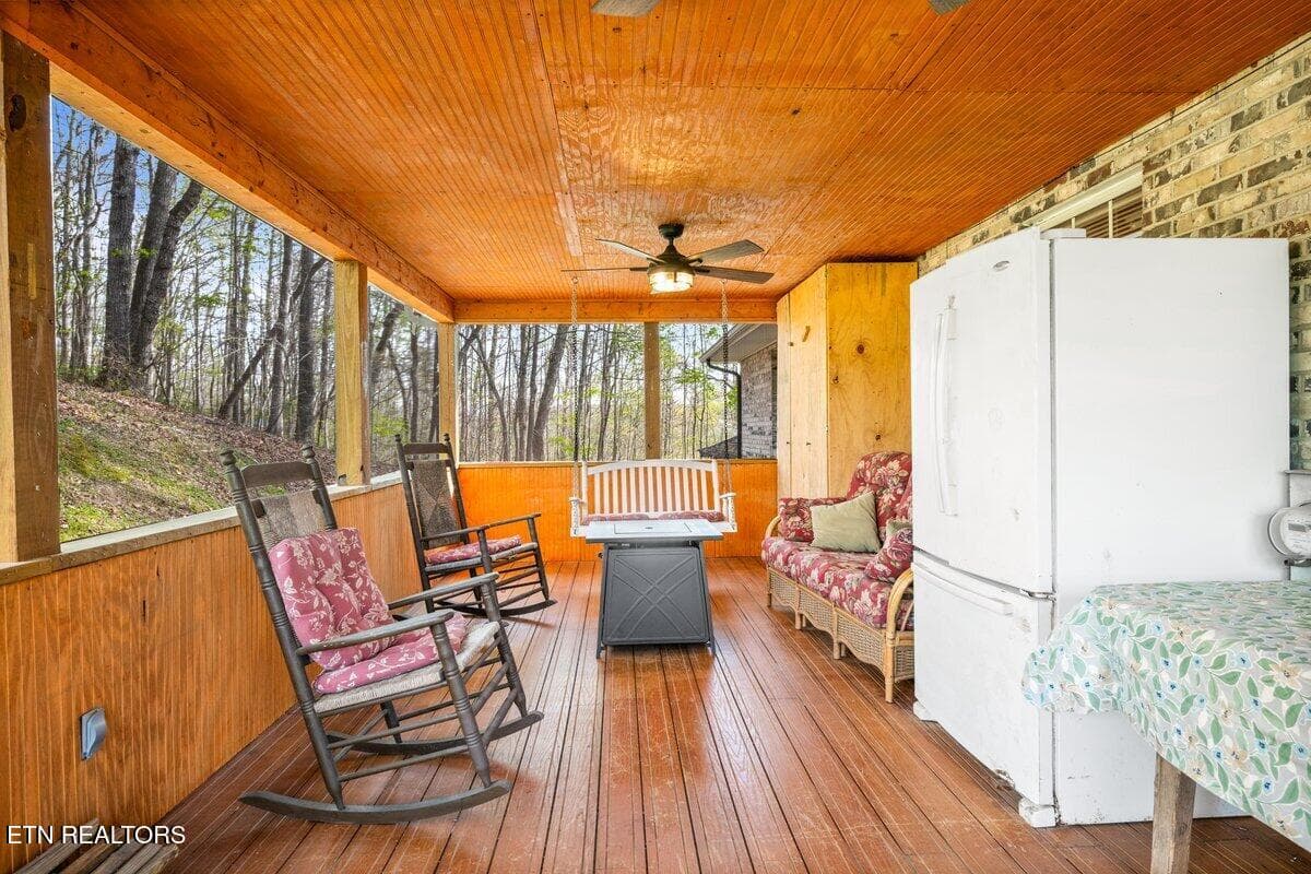 225 Country Way Dr 49 - 225 Country Way Drive, LaFollette, TN 37766, LaFollette