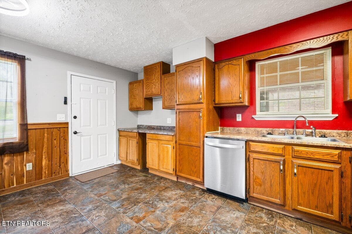 225 Country Way Dr 14 - 225 Country Way Drive, LaFollette, TN 37766, LaFollette