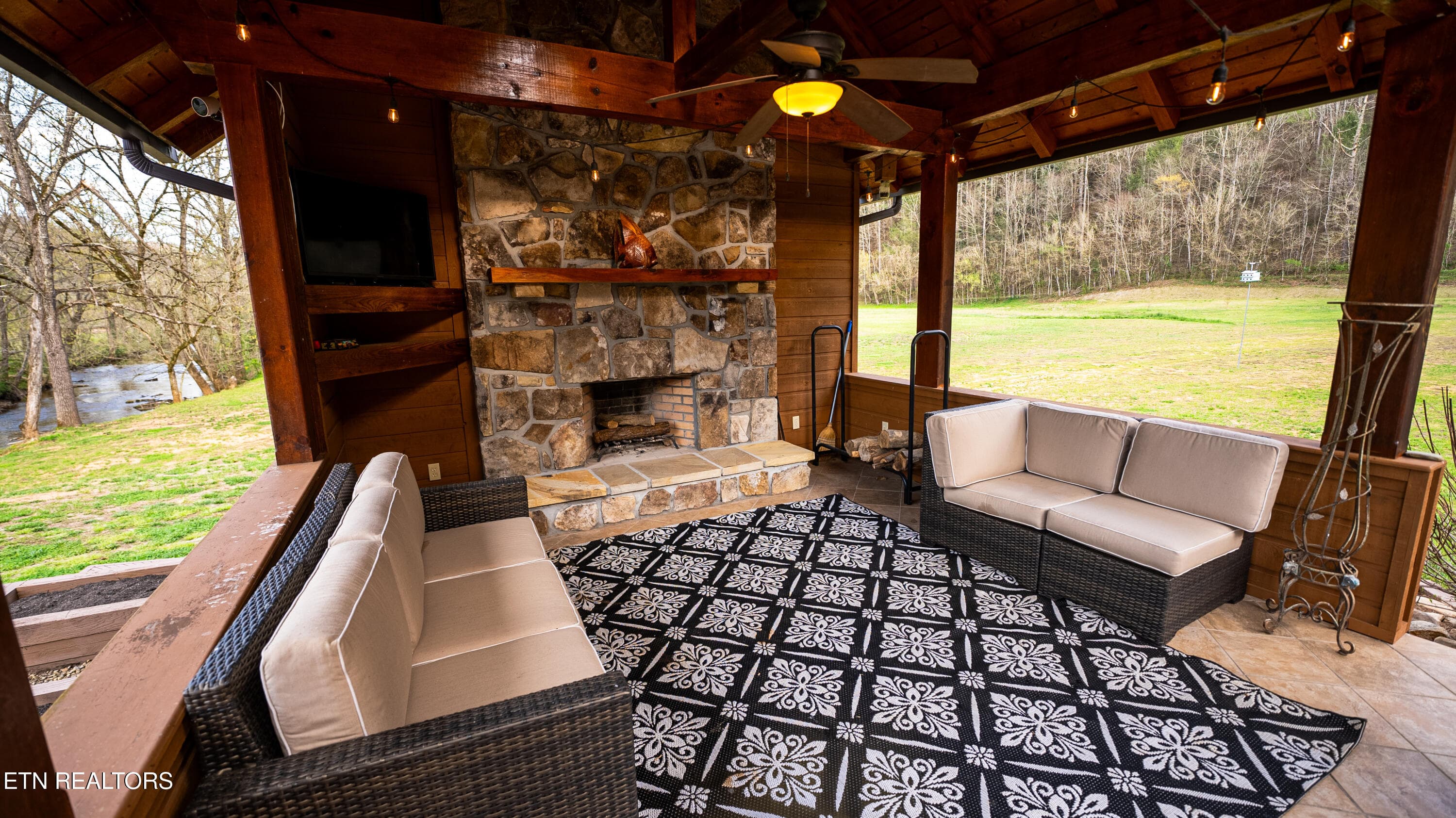 13 Sevier TN 77.63 Featured_Pro Photo-48 - 4242 Pearl Valley Rd, Sevierville, TN 37876