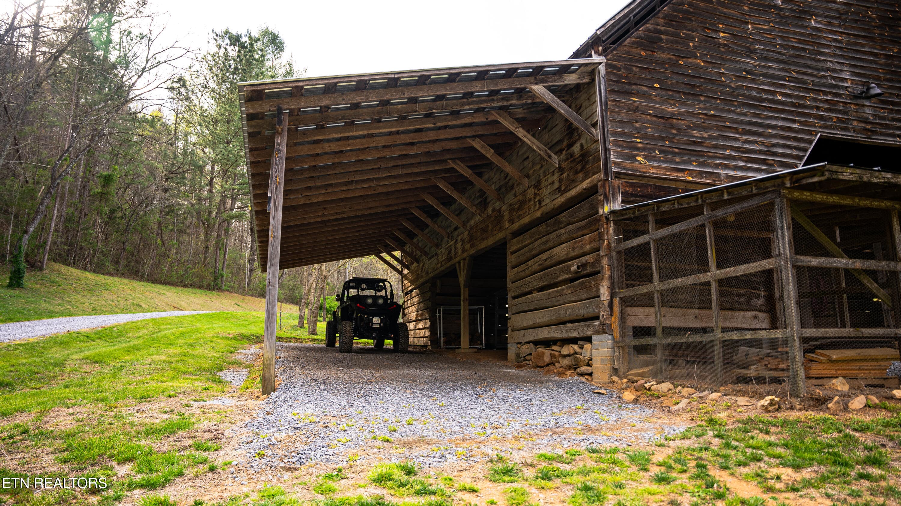 Sevier TN 77.63 Featured_Pro Photo-61 - 4242 Pearl Valley Rd, Sevierville, TN 37876