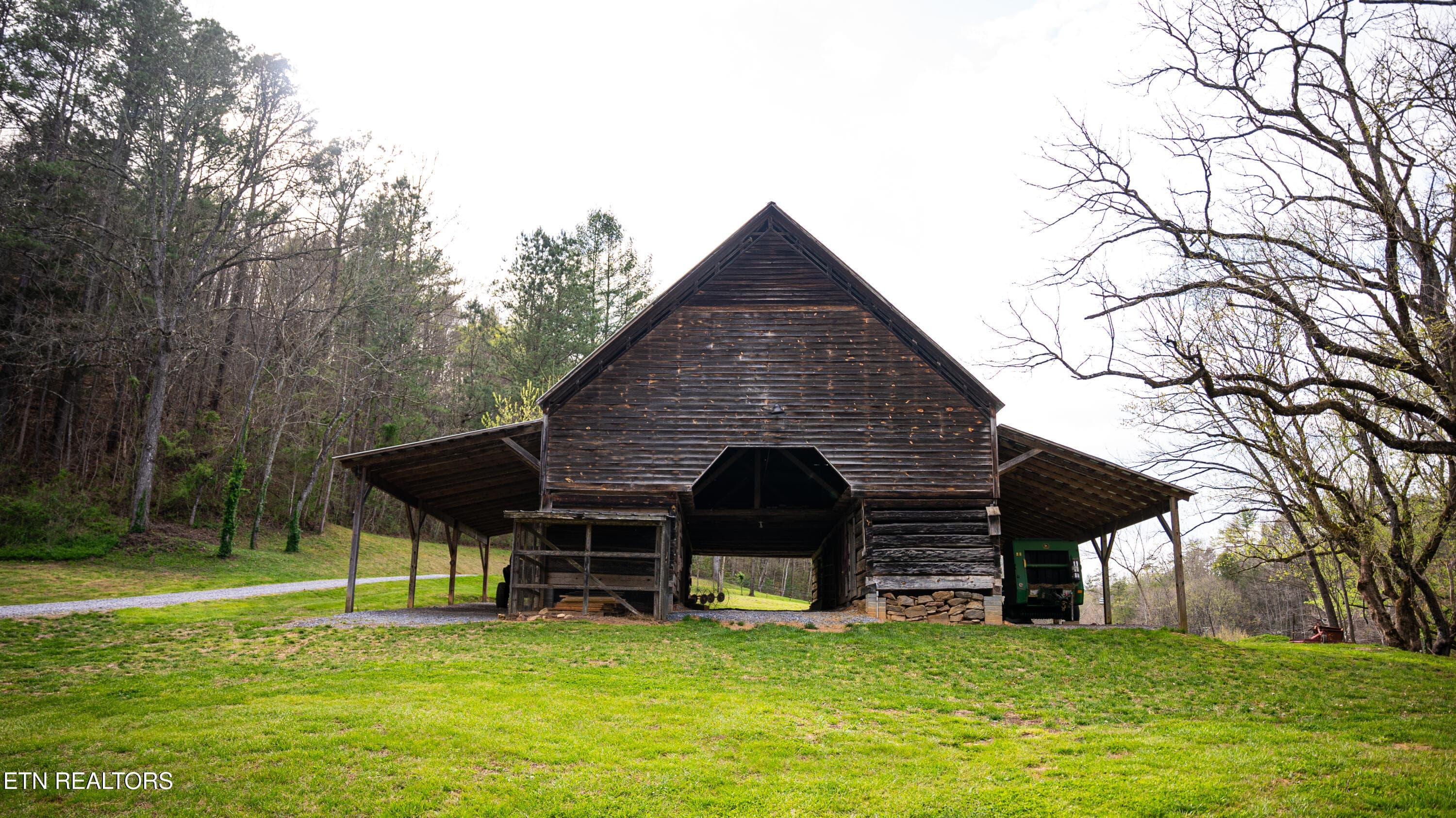 Sevier TN 77.63 Featured_Pro Photo-63 - 4242 Pearl Valley Rd, Sevierville, TN 37876