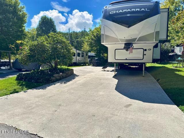 Front of RV - Lot 94 Highway 73, Townsend, TN 37882