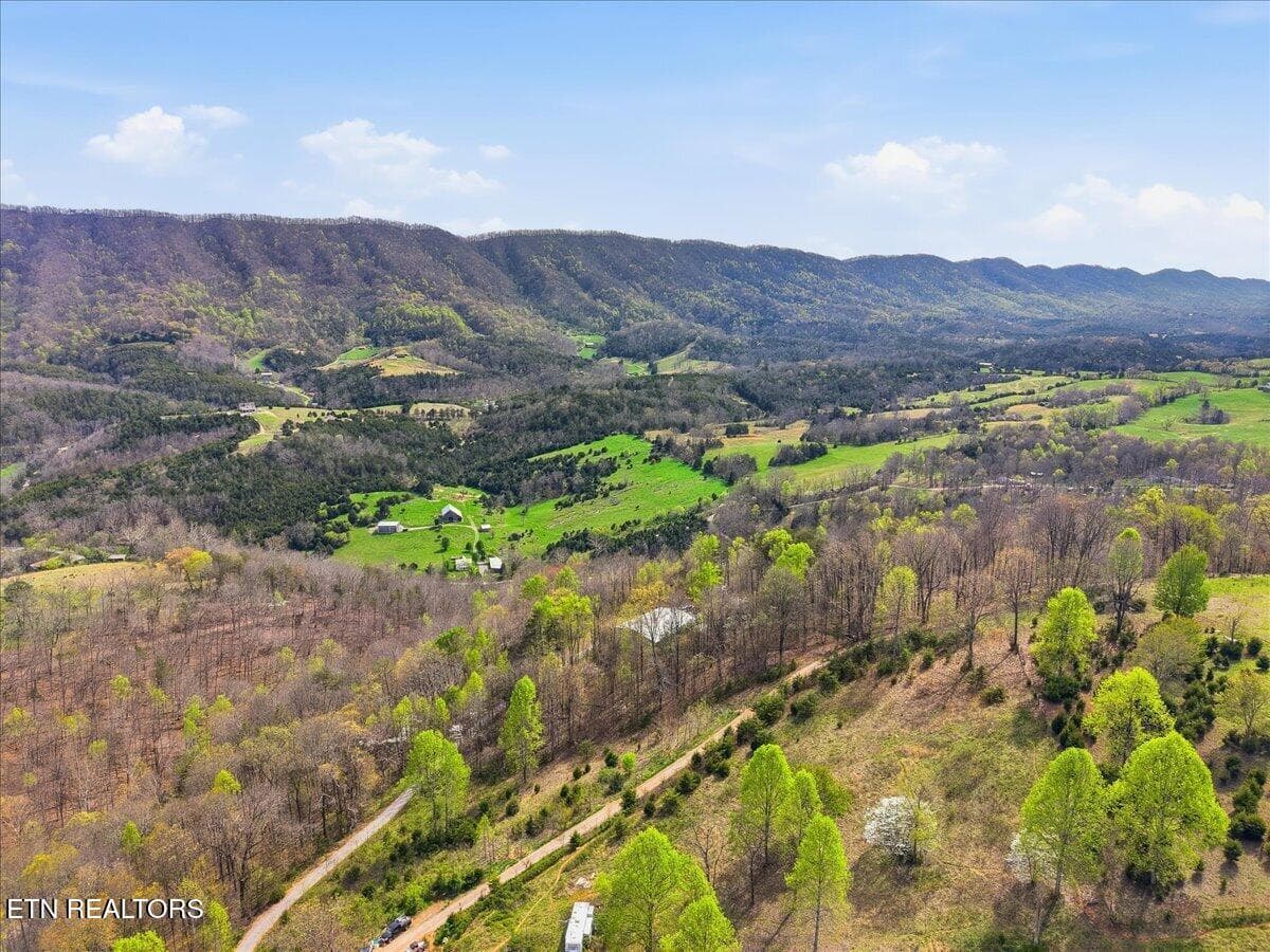 45-542_Jackson_Hollow_Rd_004 - 542 Jackson Hollow Rd, Thorn Hill, TN 37881, Thorn Hill
