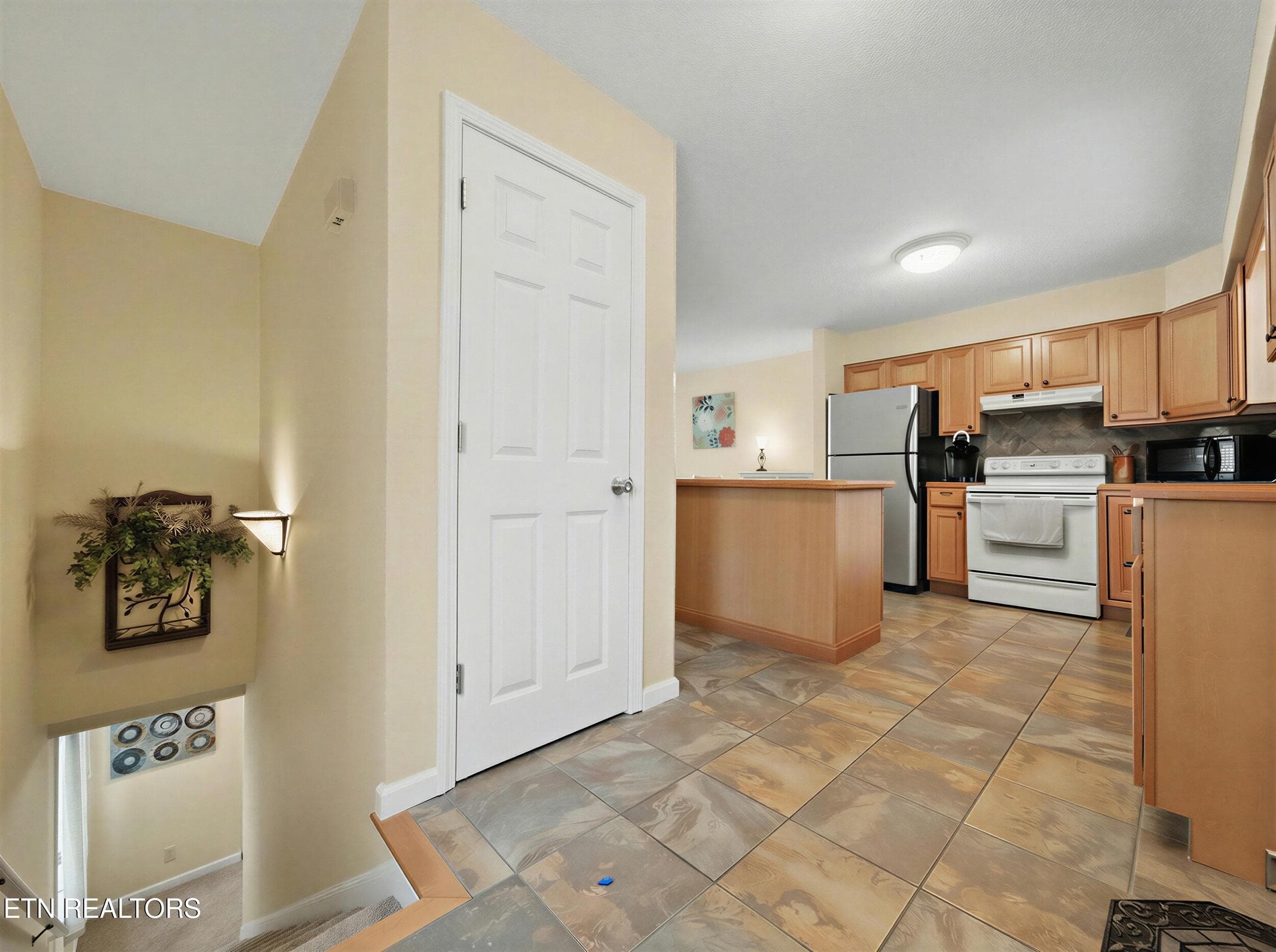 14_205_edited - 700 Shanghai Landing Lane 8, LaFollette, TN 37766