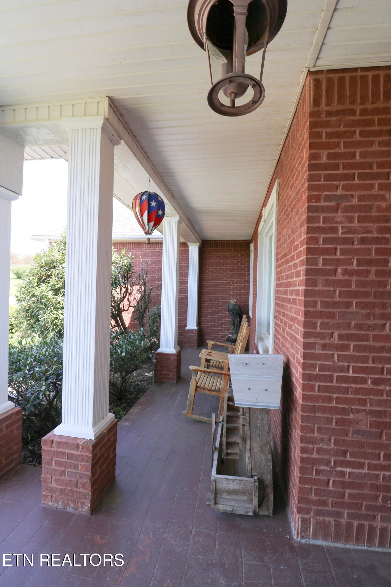 Front Porch 2 - 123 Double Tee Court, Tazewell, TN 37879