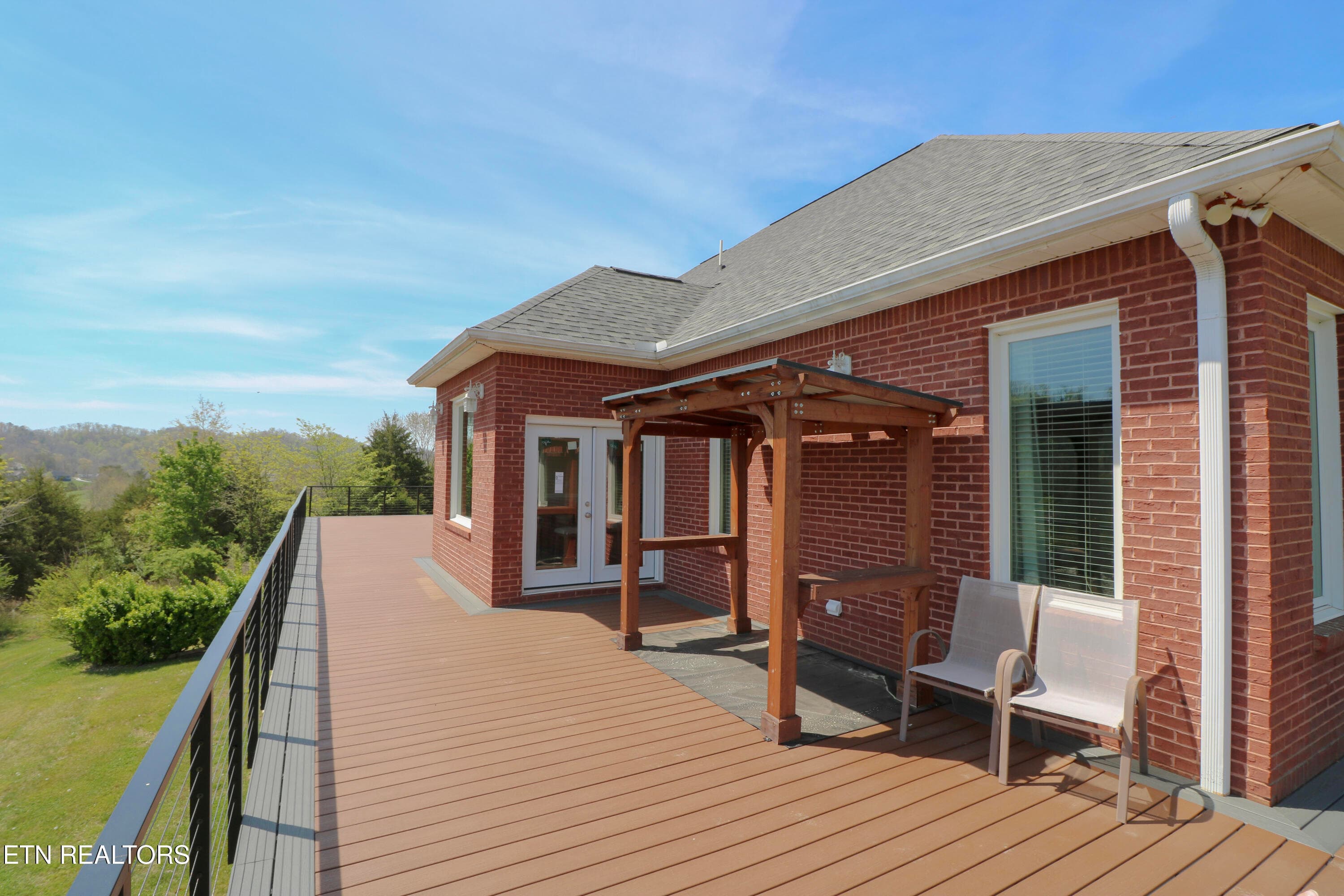 Back Deck - 123 Double Tee Court, Tazewell, TN 37879