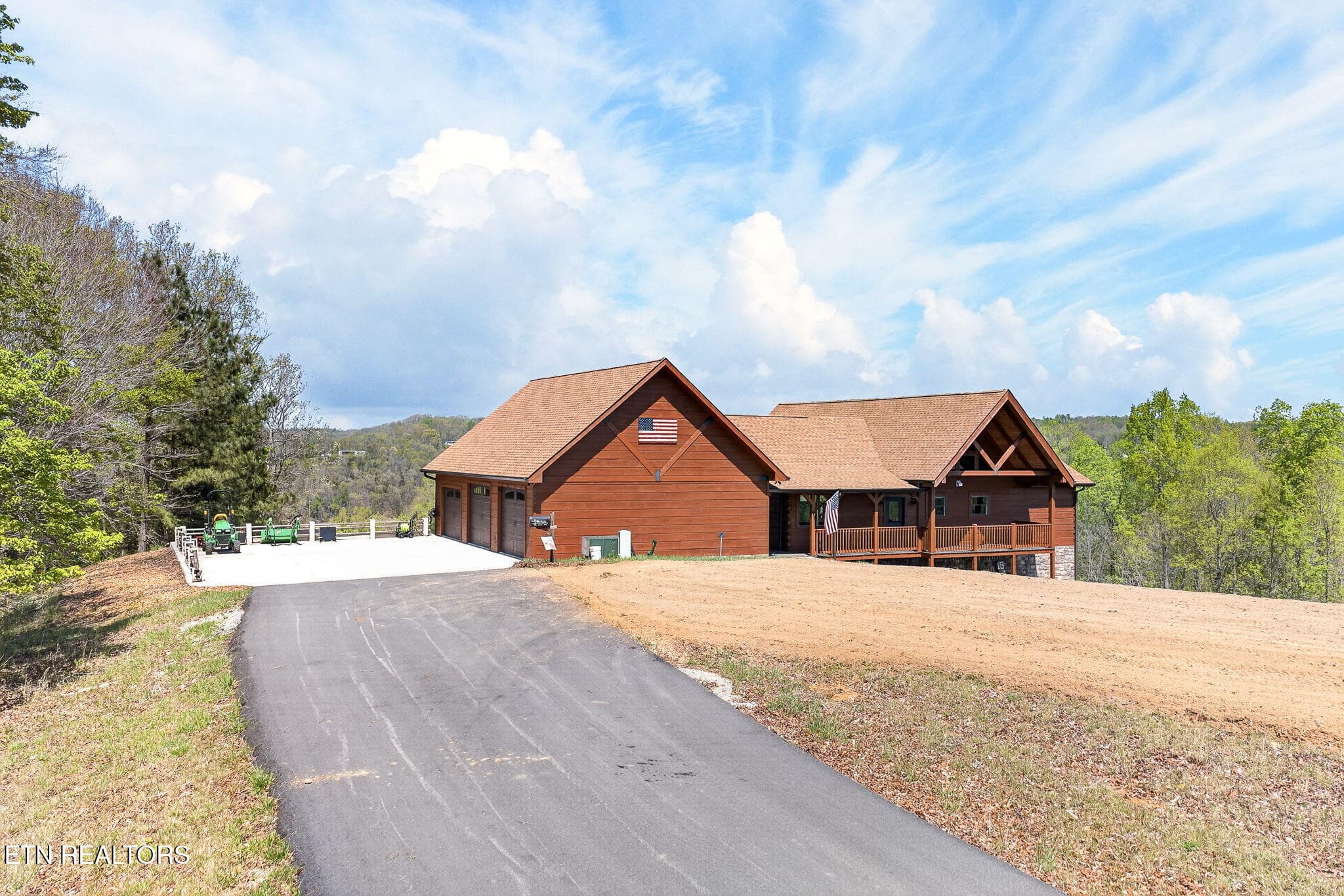 2-web-or-mls-800 Quail Run_008_TNPC - 800 Quail, Byrdstown, TN 38549, Byrdstown