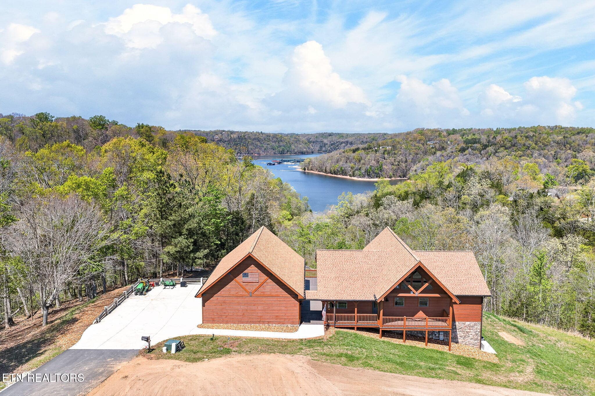 13-web-or-mls-800 Quail Run_063_TNPC - 800 Quail, Byrdstown, TN 38549, Byrdstown