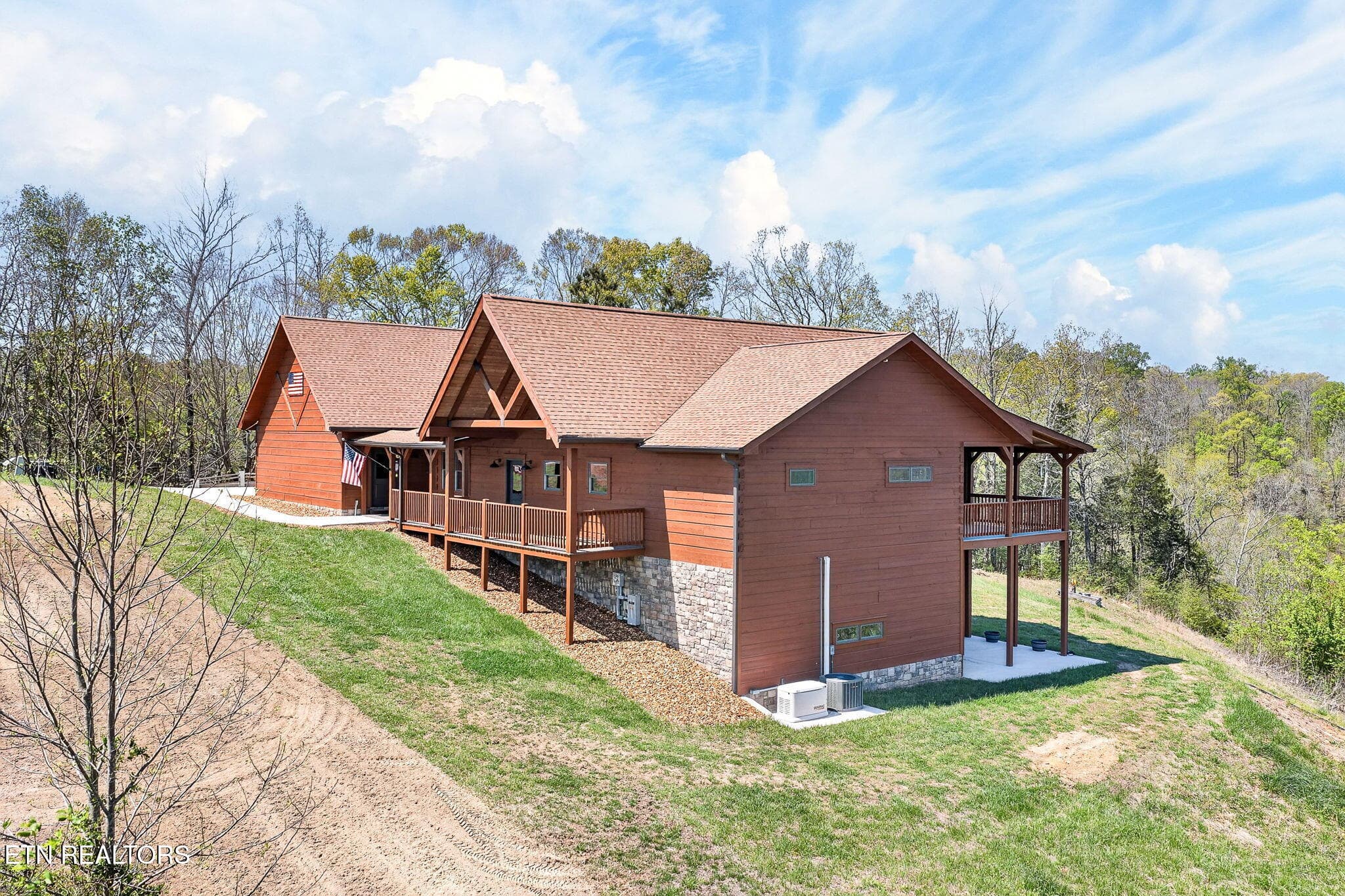 14-web-or-mls-800 Quail Run_068_TNPC - 800 Quail, Byrdstown, TN 38549, Byrdstown