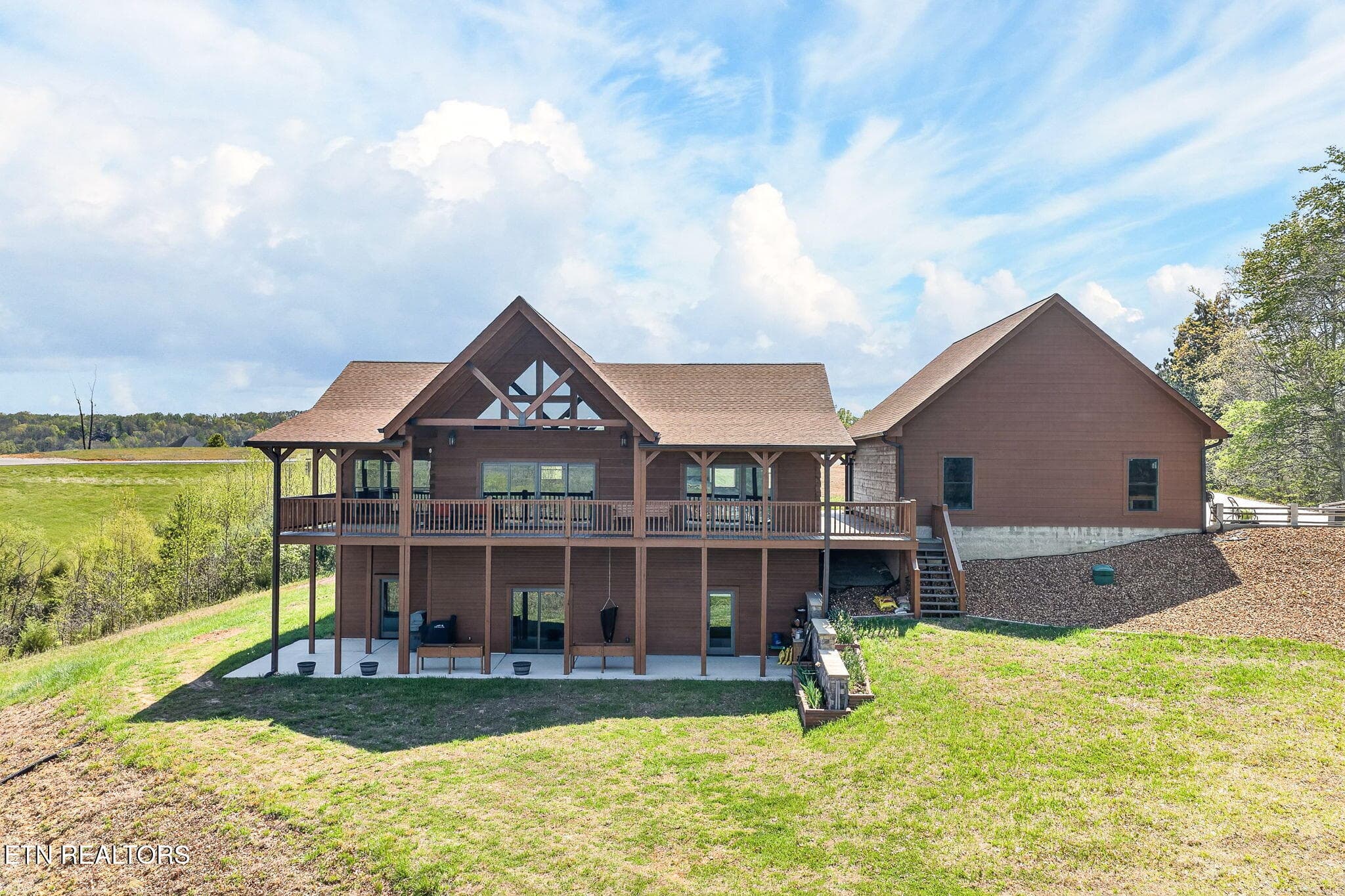 800 Quail, Byrdstown, TN 38549