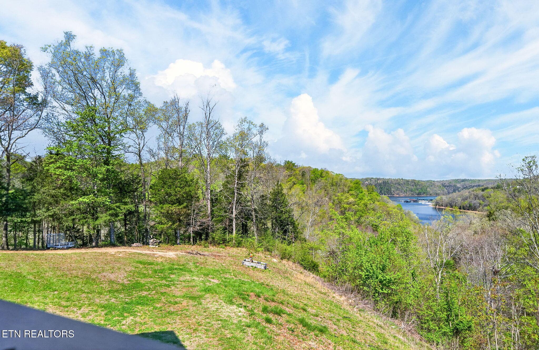 35-web-or-mls-800 Quail Run_182_TNPC - 800 Quail, Byrdstown, TN 38549, Byrdstown