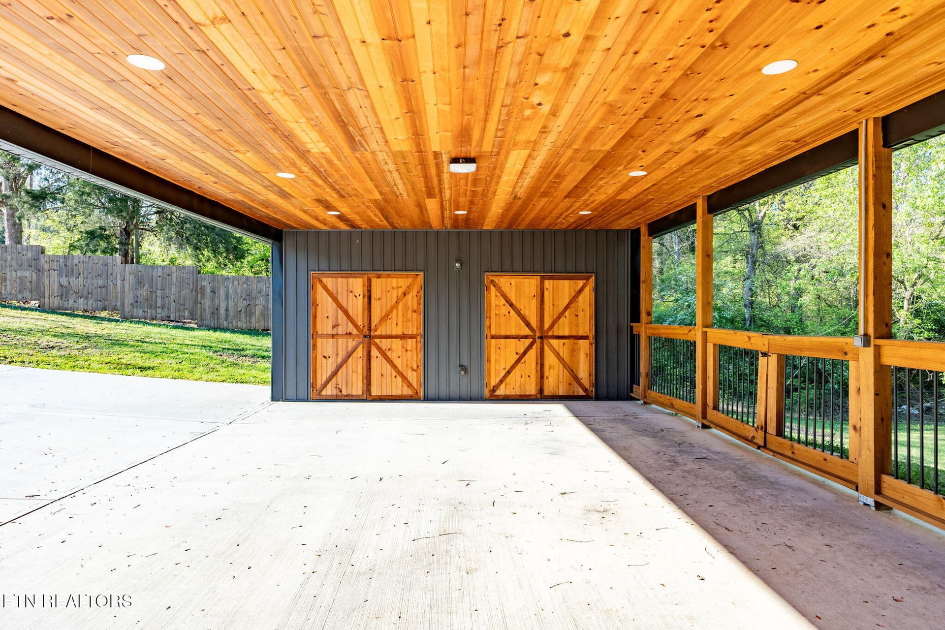 55-web-or-mls-3F1A0330-HDR - 6414 Pine Grove Rd, Knoxville, TN 37914