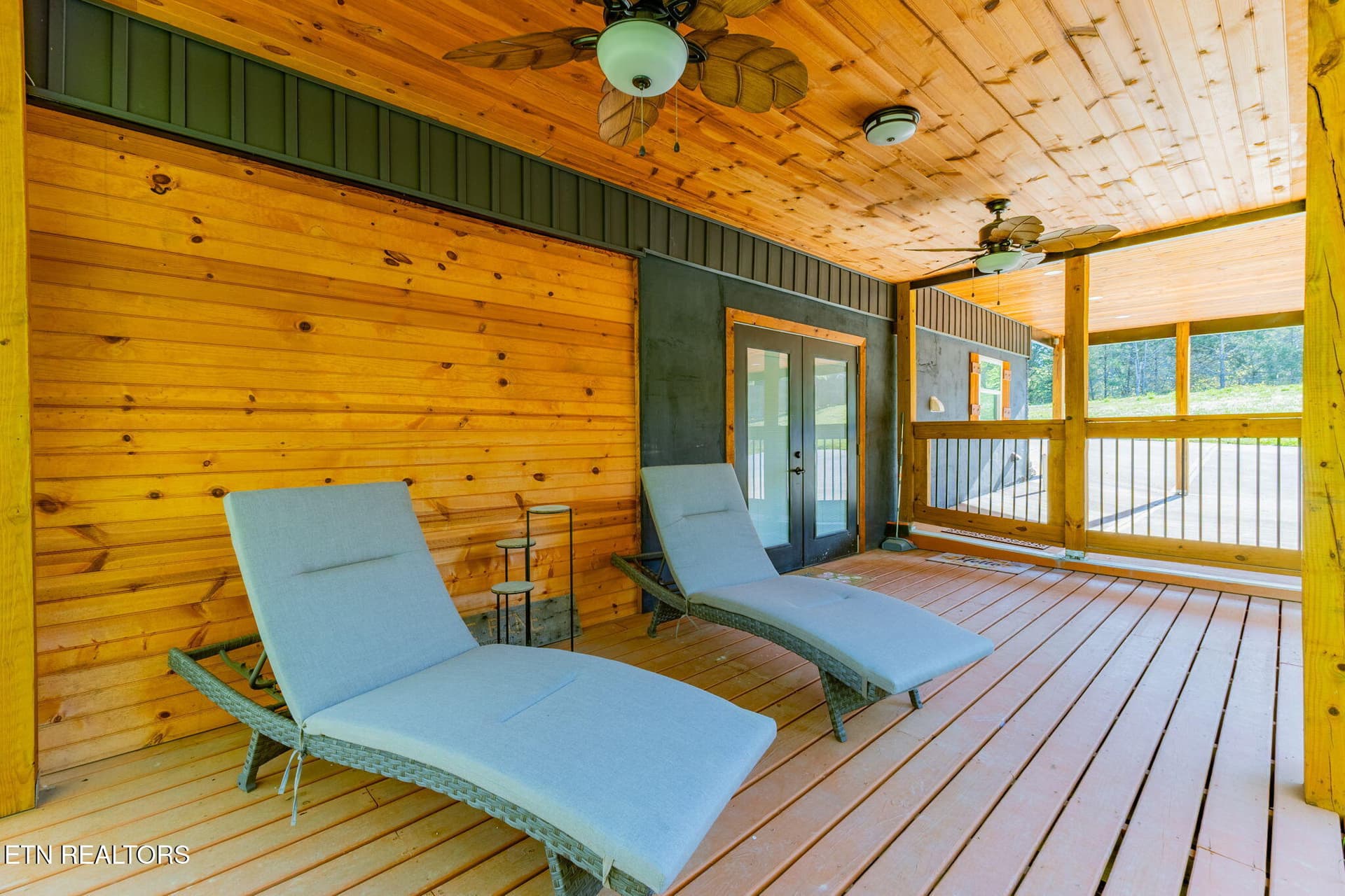 58-web-or-mls-3F1A0342-HDR - 6414 Pine Grove Rd, Knoxville, TN 37914