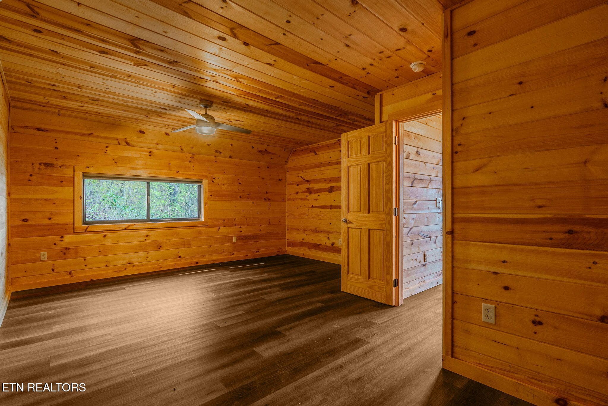 27 - 2821 Overholt Tr, Sevierville, TN 37862