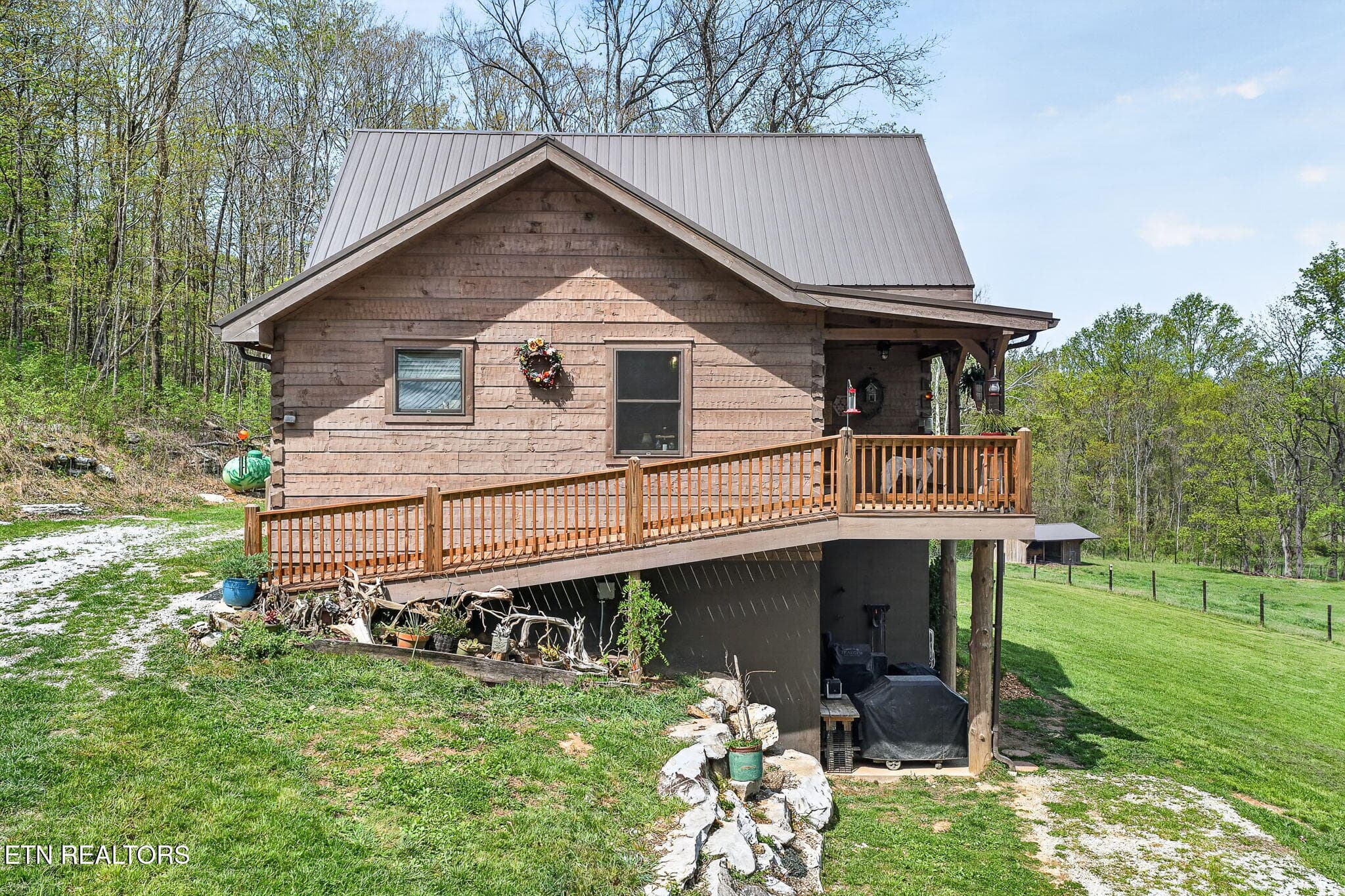 6-web-or-mls-1218 Moody Rd_029_TNPC - 1218 Moody Rd, Byrdstown, TN 38549, Byrdstown