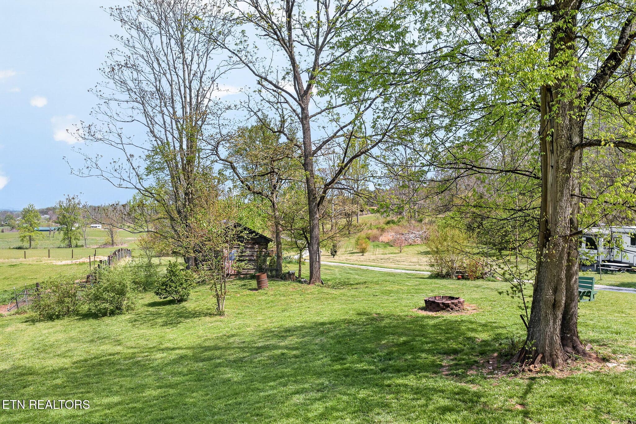 8-web-or-mls-1218 Moody Rd_037_TNPC - 1218 Moody Rd, Byrdstown, TN 38549, Byrdstown