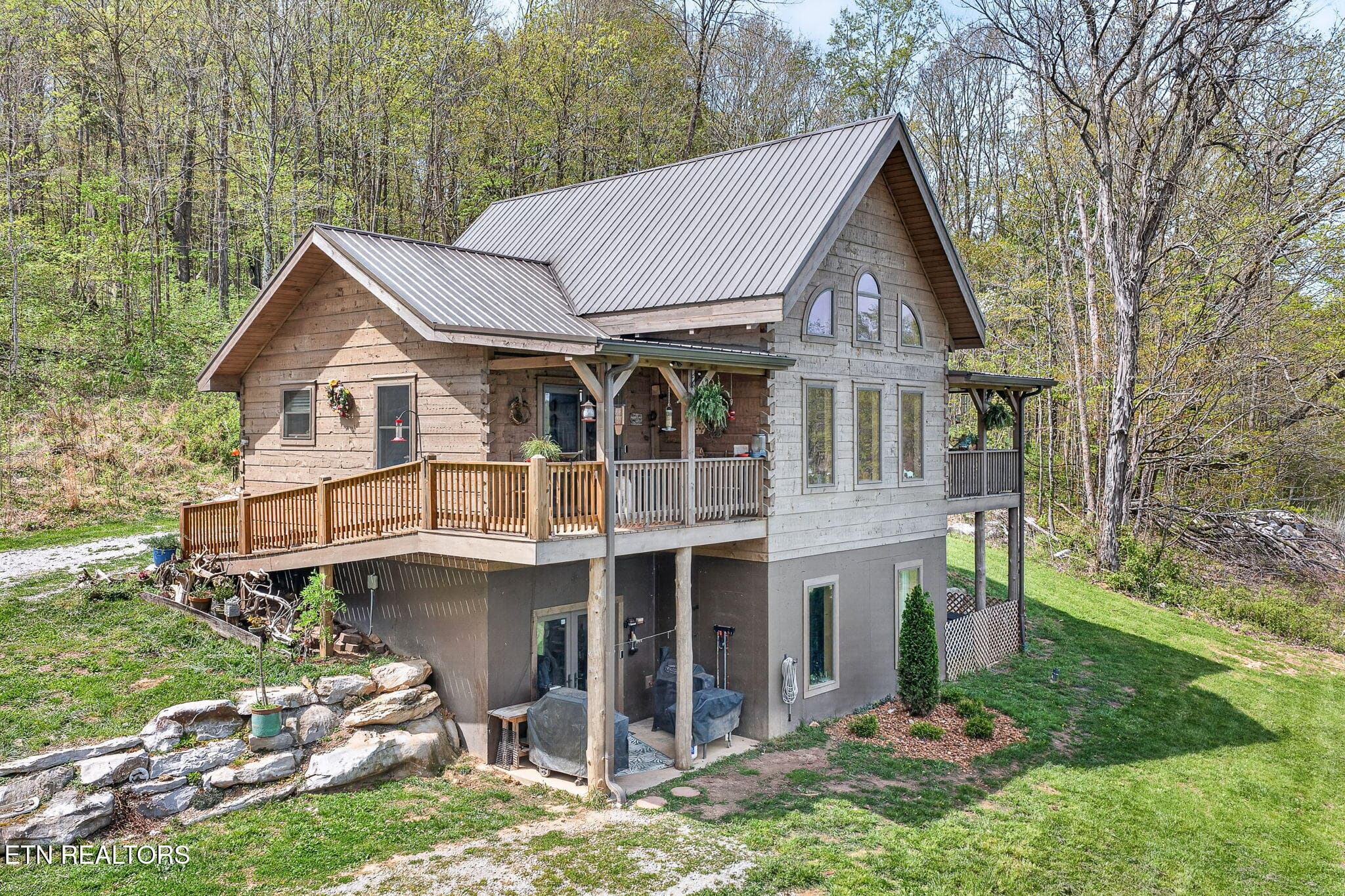 9-web-or-mls-1218 Moody Rd_043_TNPC - 1218 Moody Rd, Byrdstown, TN 38549, Byrdstown