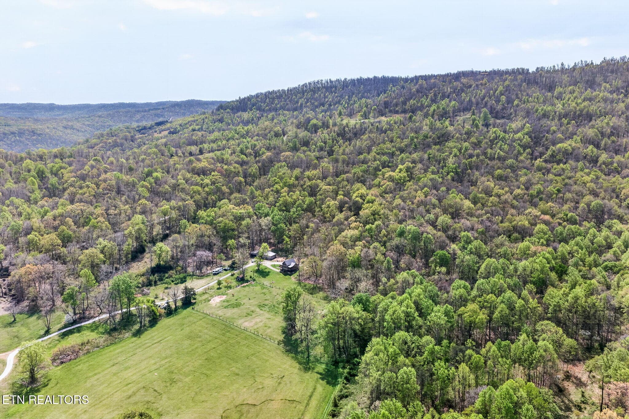 17-web-or-mls-1218 Moody Rd_089_TNPC - 1218 Moody Rd, Byrdstown, TN 38549, Byrdstown