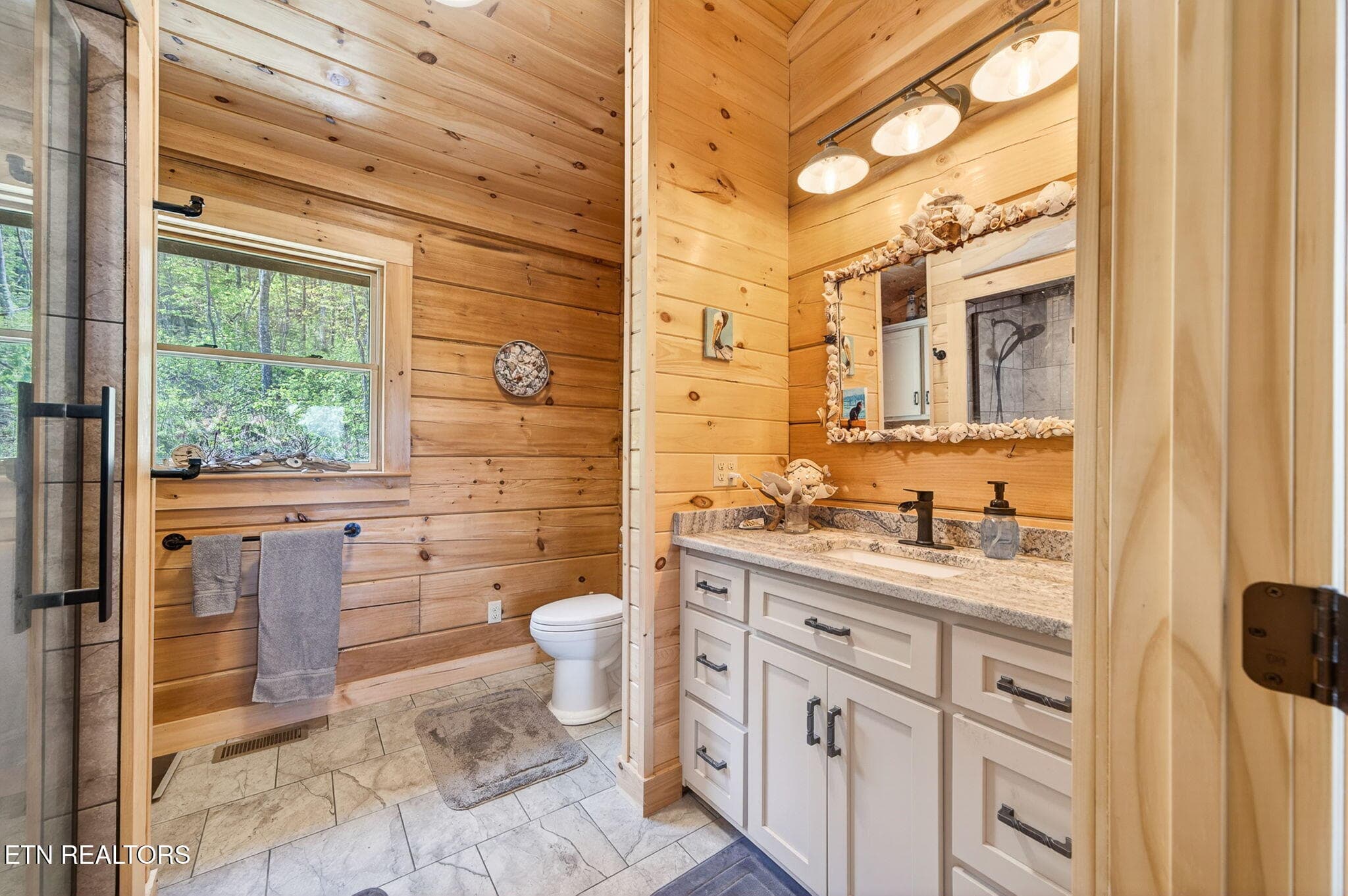 50-web-or-mls-1218 Moody Rd_280_TNPC - 1218 Moody Rd, Byrdstown, TN 38549, Byrdstown