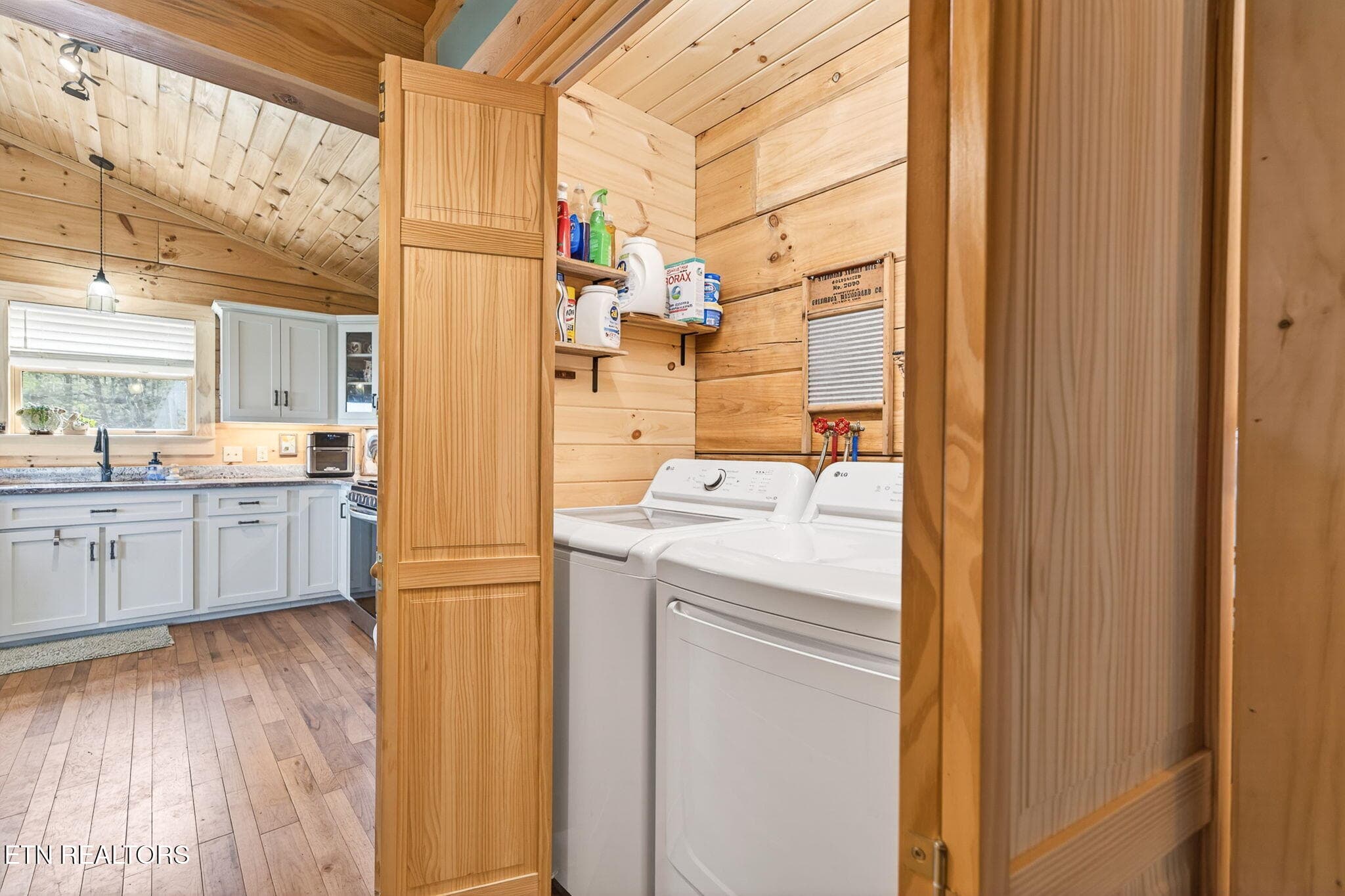 61-web-or-mls-1218 Moody Rd_335_TNPC - 1218 Moody Rd, Byrdstown, TN 38549, Byrdstown