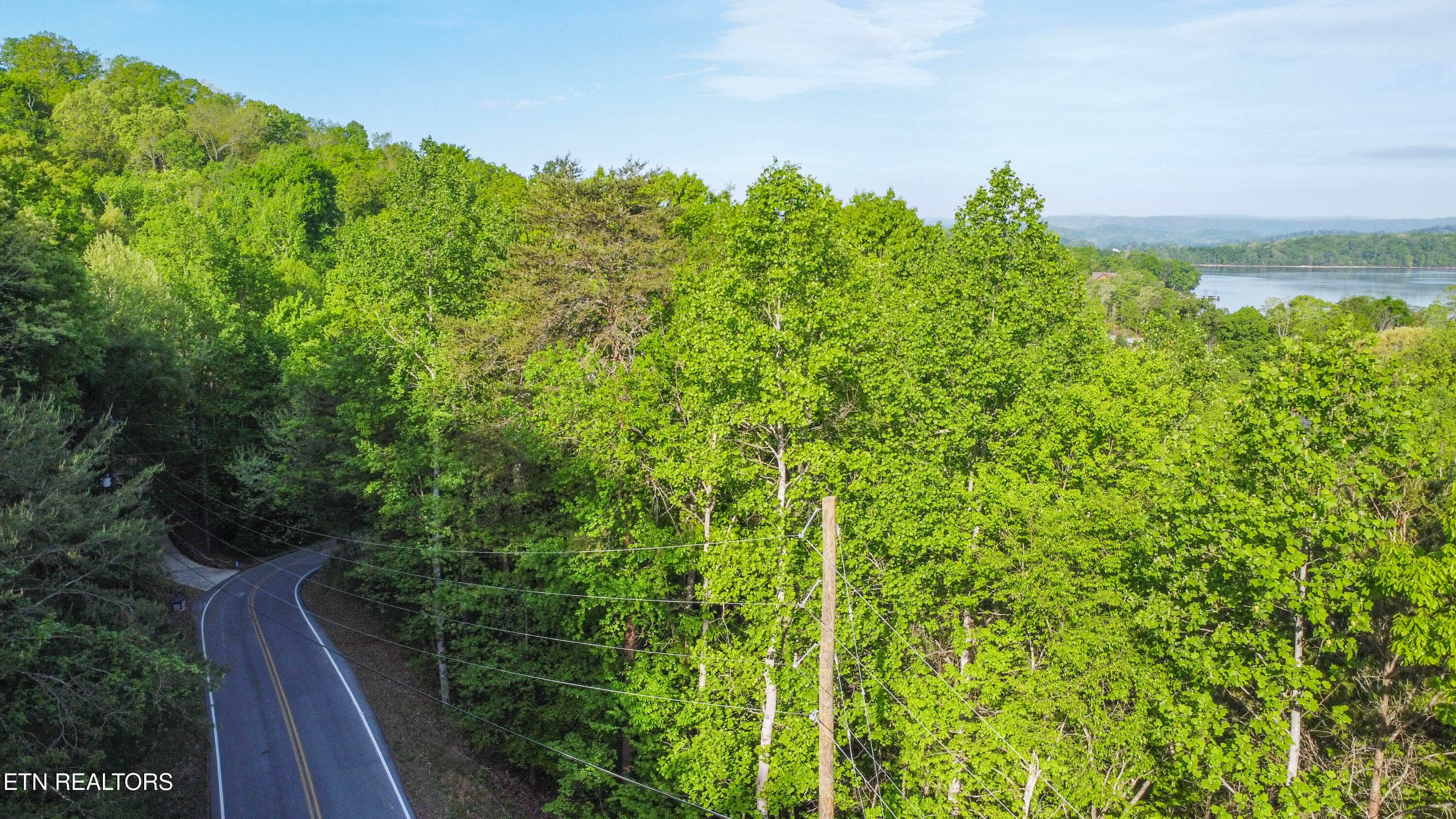 2-15 - 1400 Indian Shadows Drive, Ten Mile, TN 37880