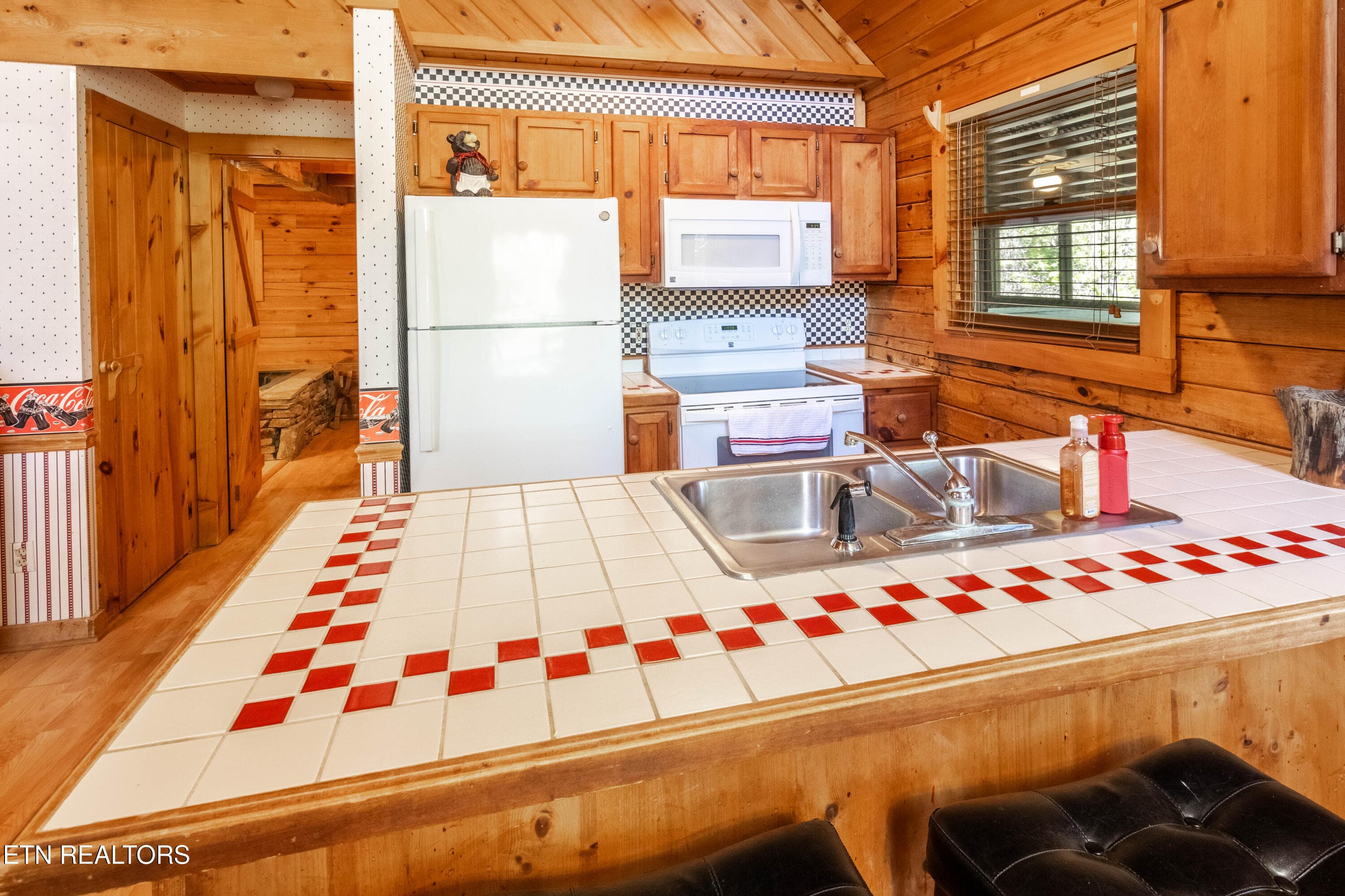 IMG_3852-HDR - 2322 Bonnie Lane, Sevierville, TN 37876