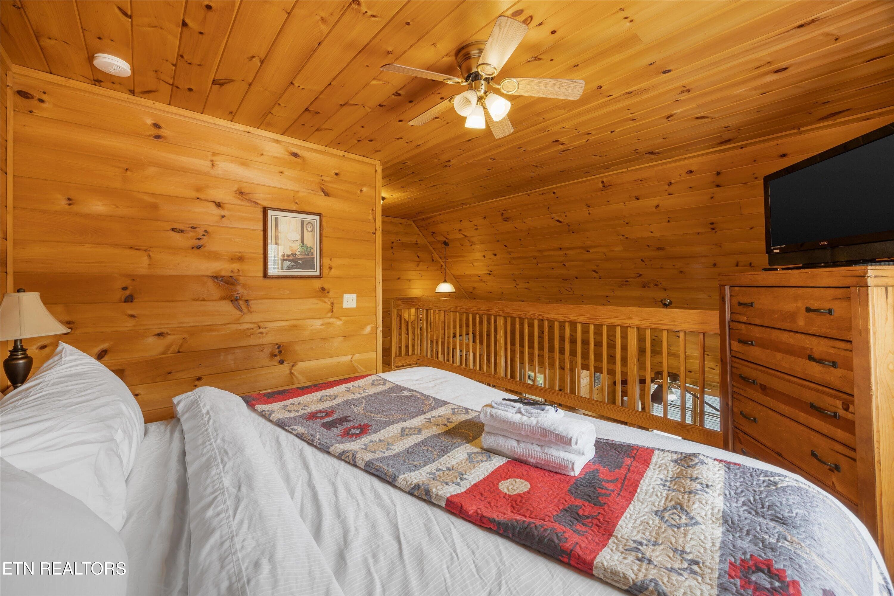 29-309 Elk Cove Wy 32 - 309 Elk Cove Way, Gatlinburg, TN 37738, Gatlinburg