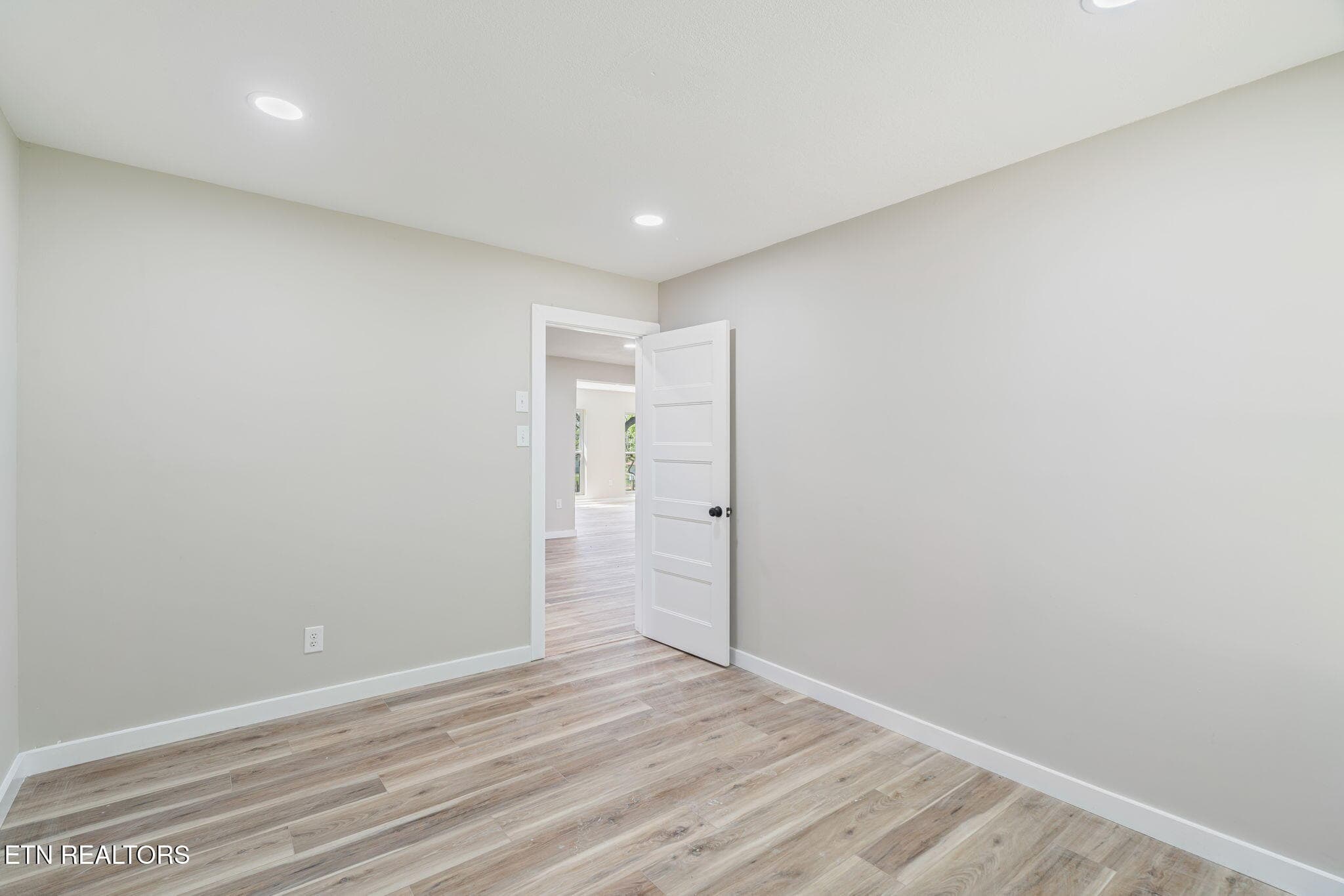 26-web-or-mls-201 Wakefield Road26 - 201 Wakefield Rd, Knoxville, TN 37922, Knoxville