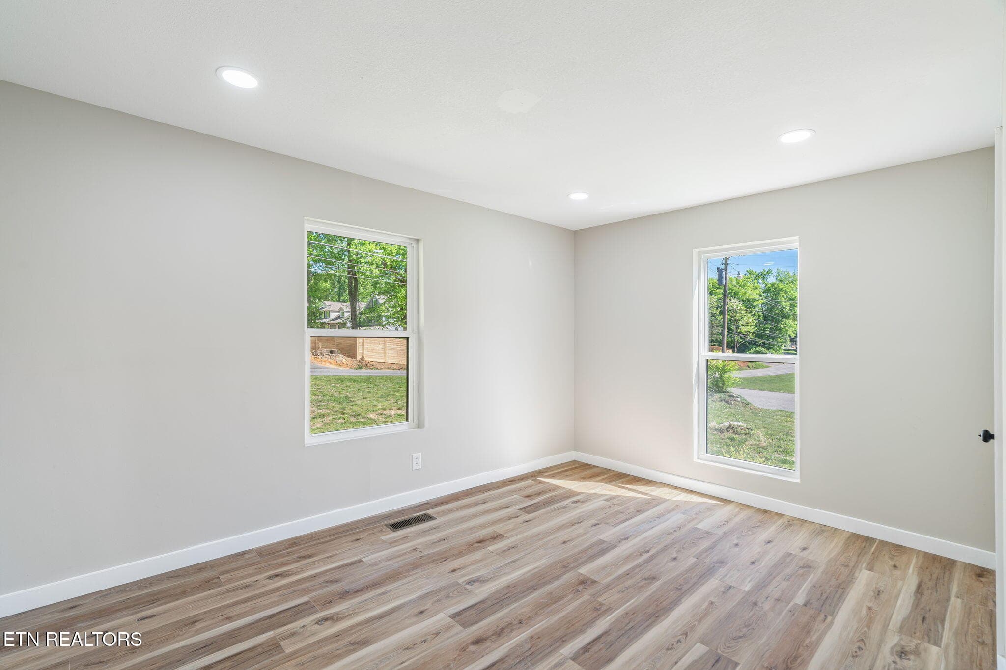 28-web-or-mls-201 Wakefield Road28 - 201 Wakefield Rd, Knoxville, TN 37922, Knoxville