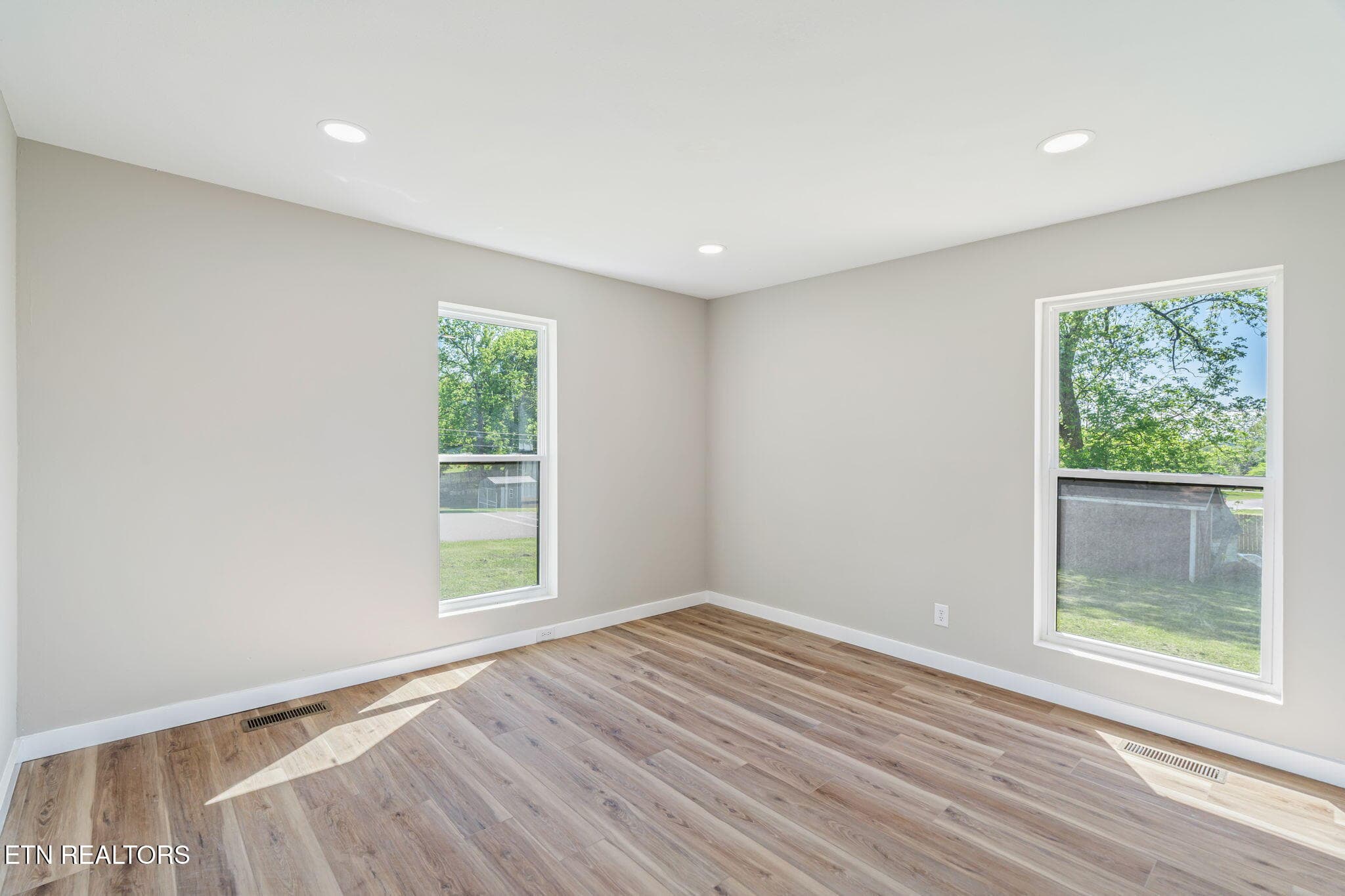 30-web-or-mls-201 Wakefield Road30 - 201 Wakefield Rd, Knoxville, TN 37922, Knoxville